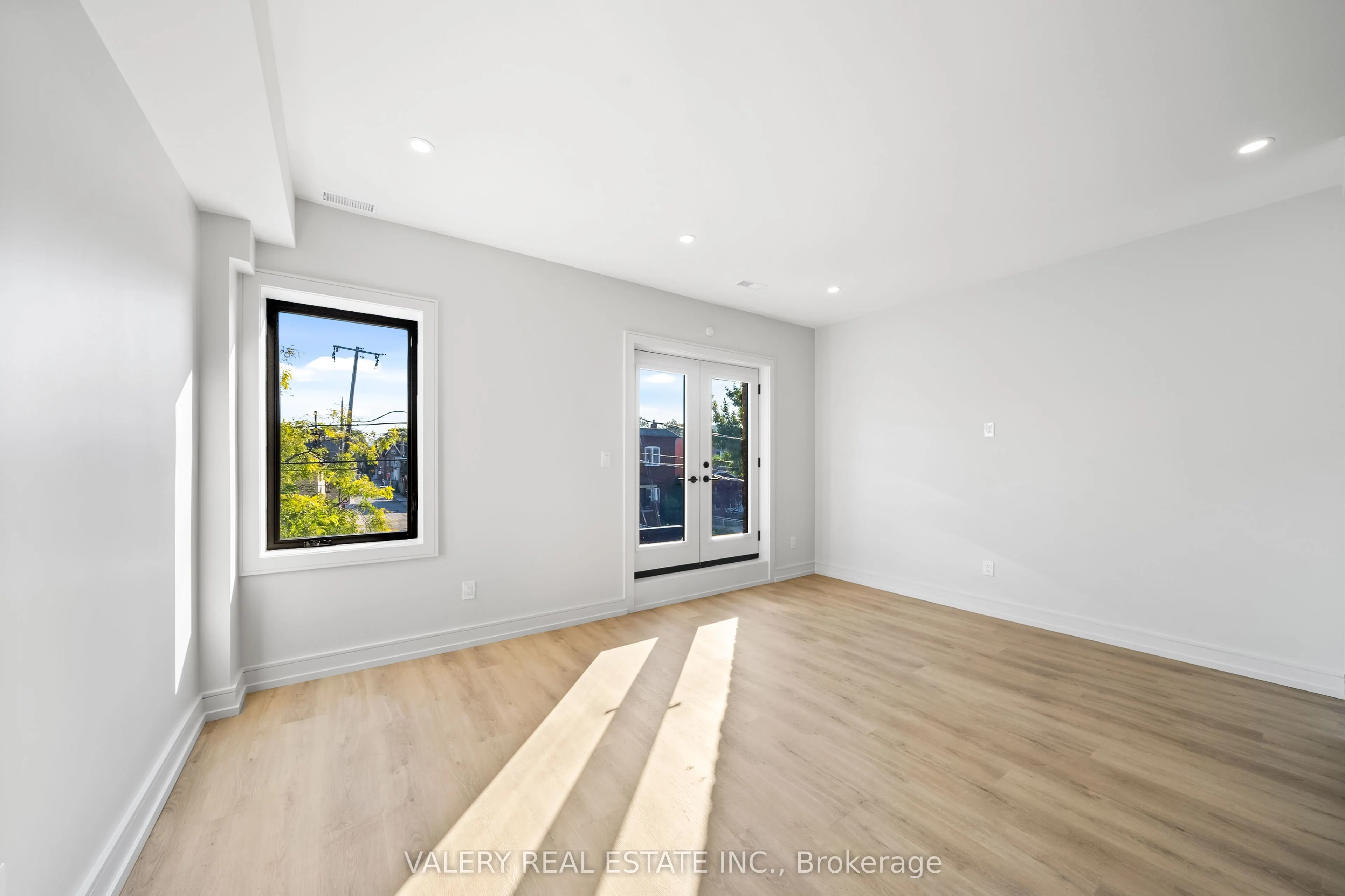 158 Dovercourt Road, #3