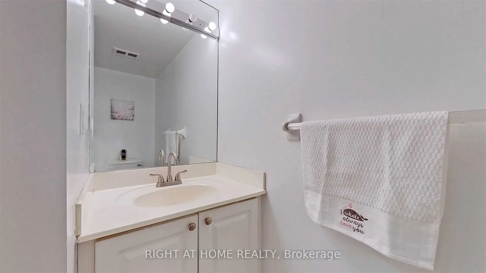 887 Bay Street, #305