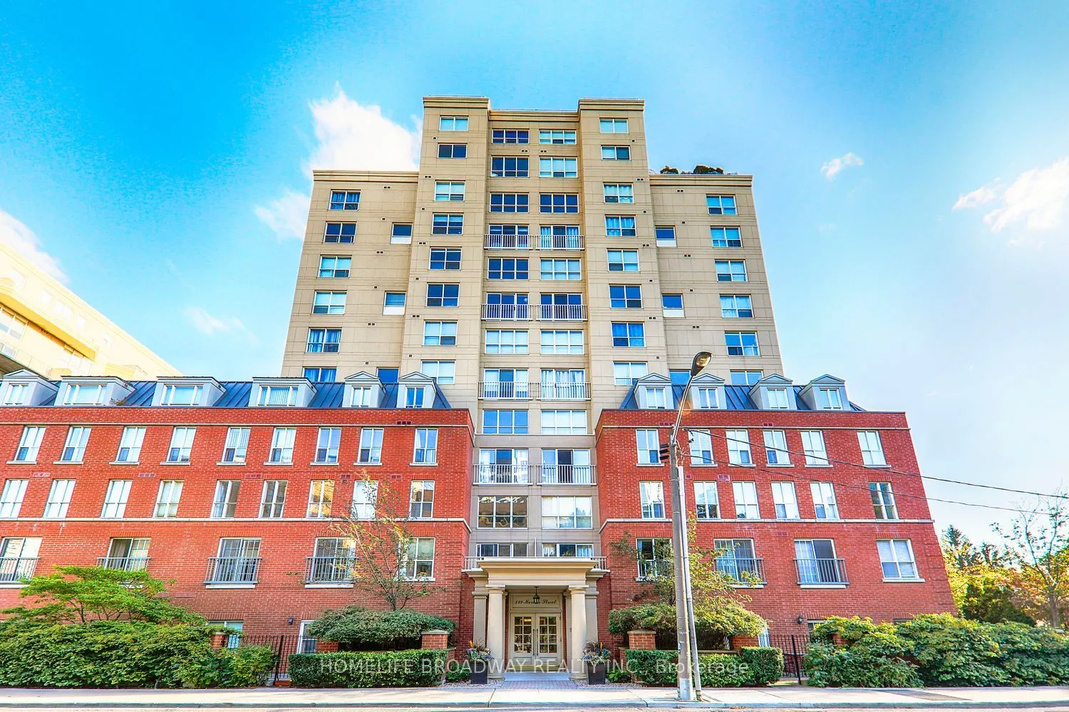 119 Merton Street, #406