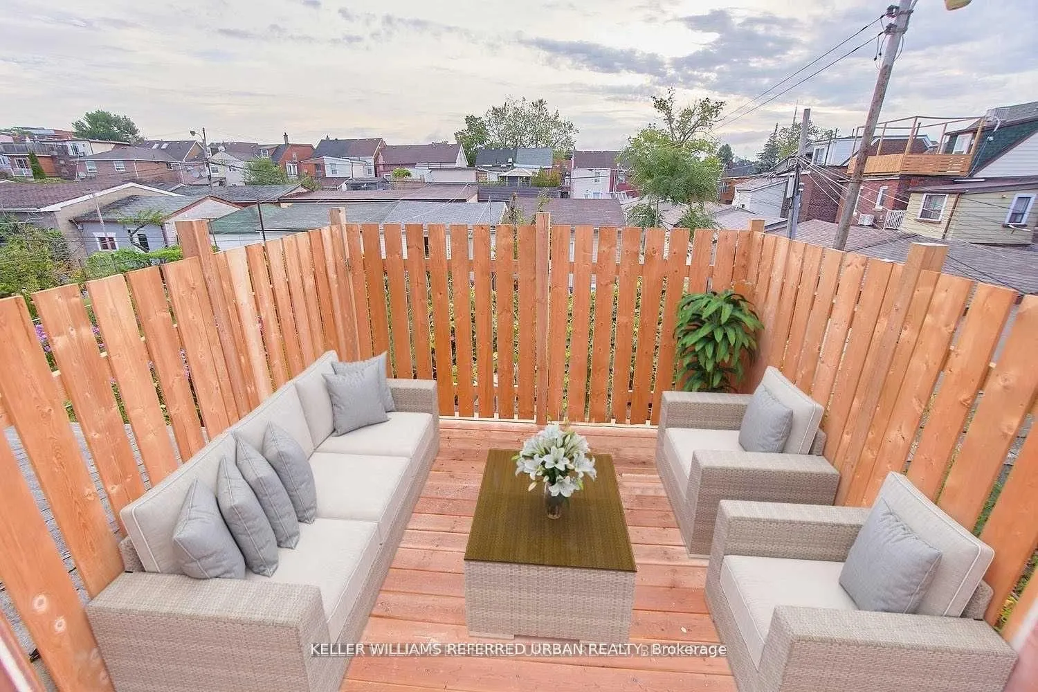 559 Dufferin Street, #Upper
