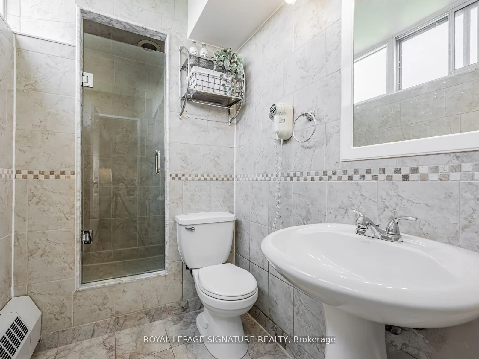 60 Pavane Linkway, #1914