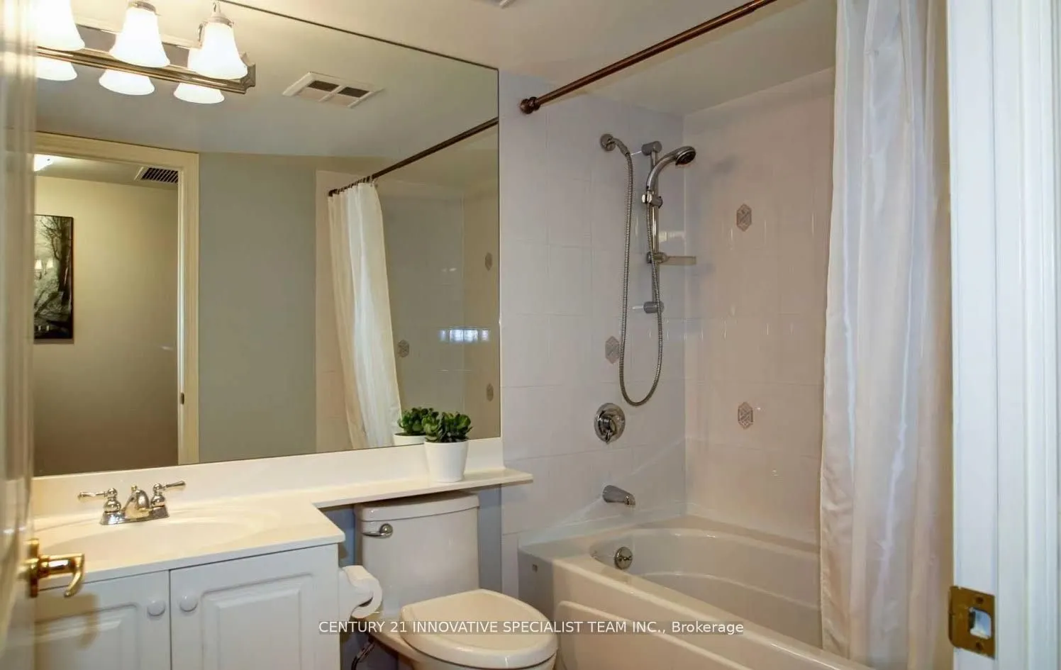 89 Skymark Drive, #2010