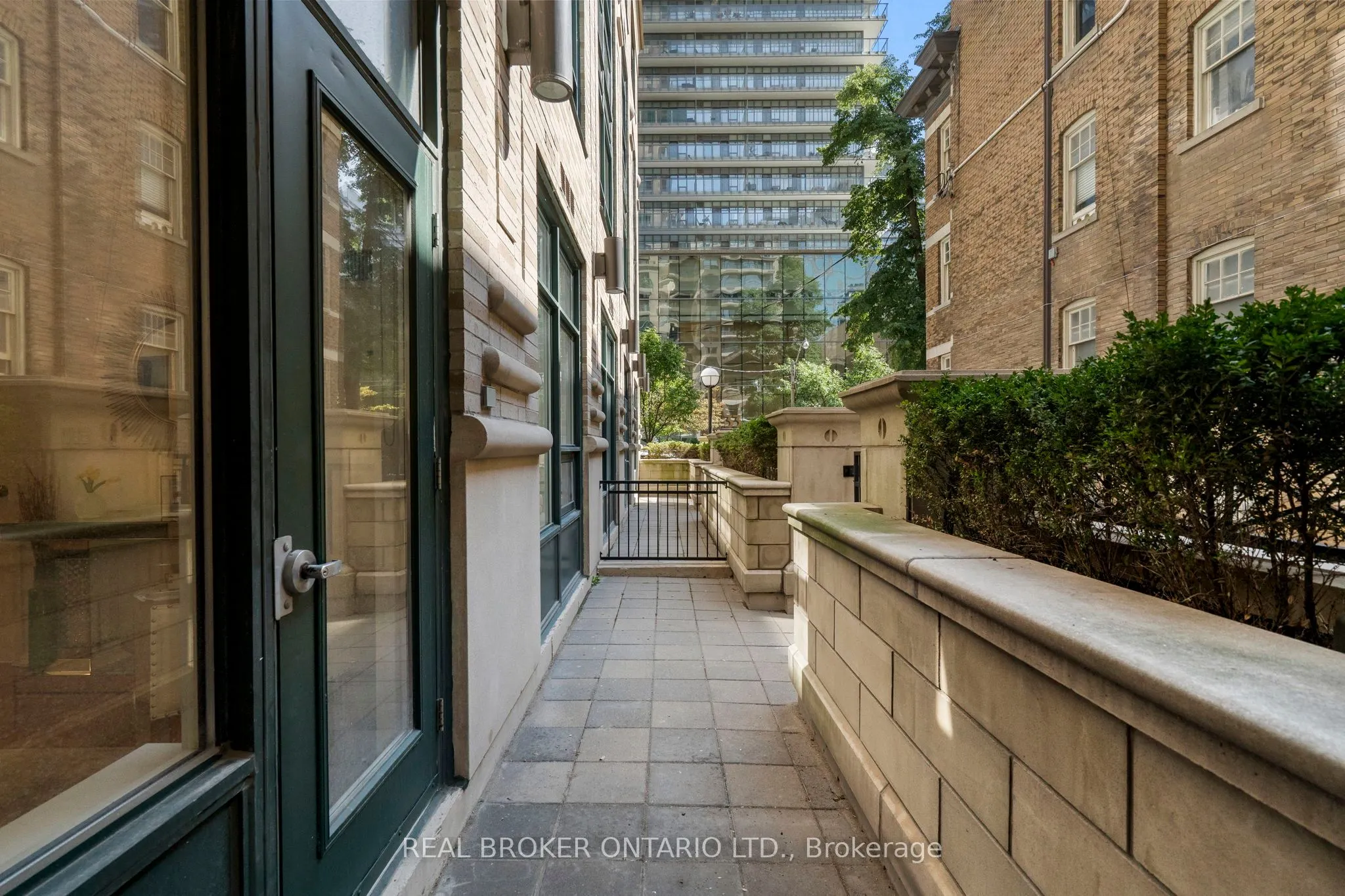 35 Hayden Street, #109