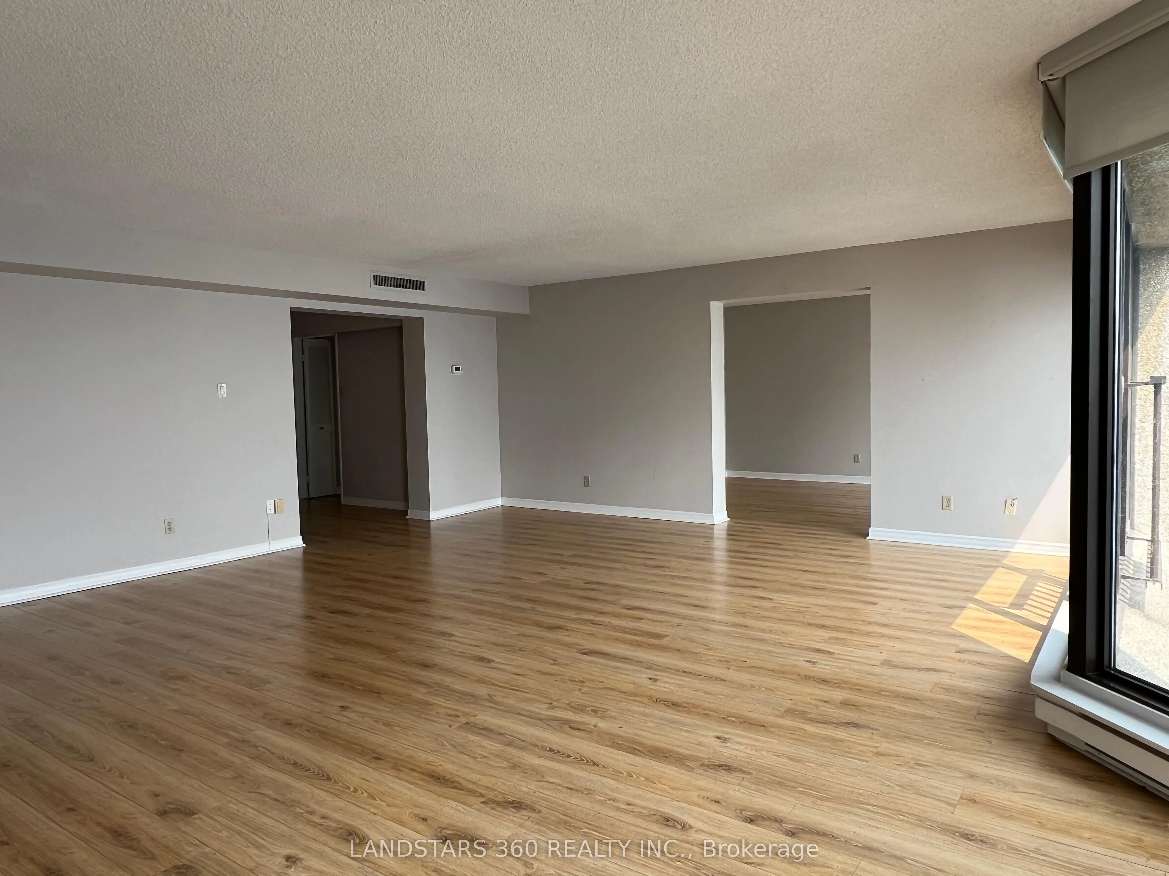 55 Harbour Square, #3311