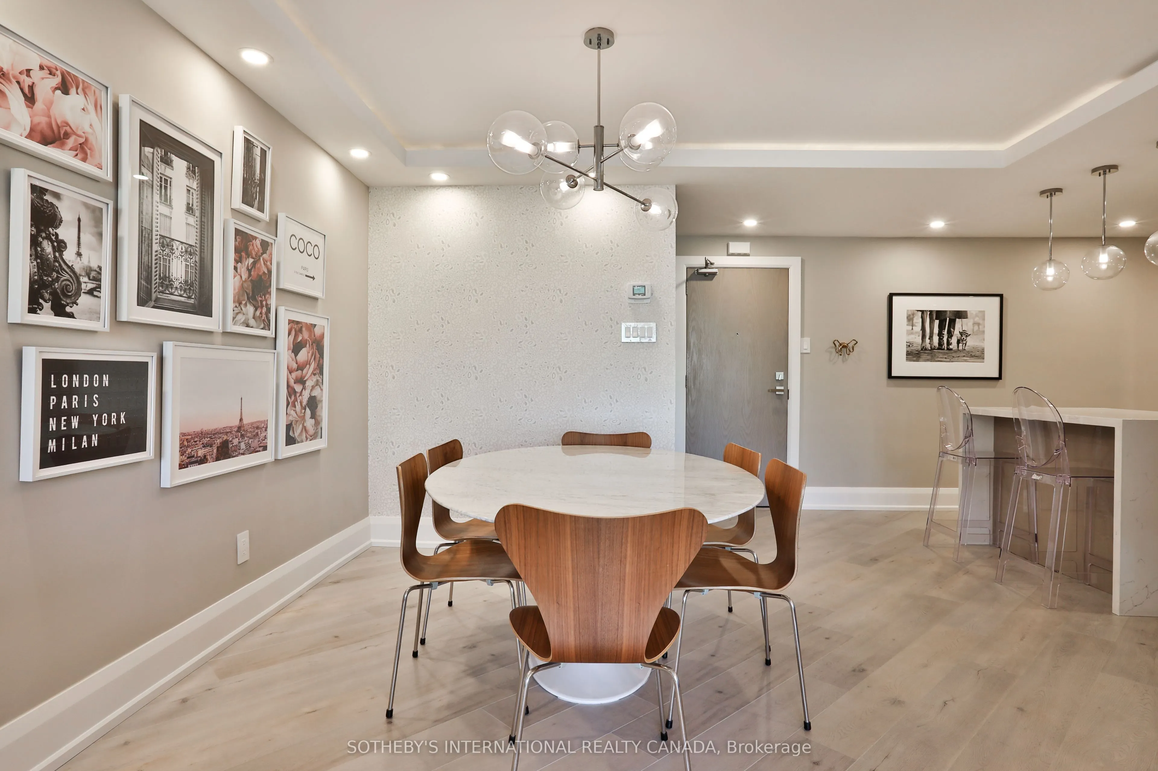 235 St Clair Avenue W, #301