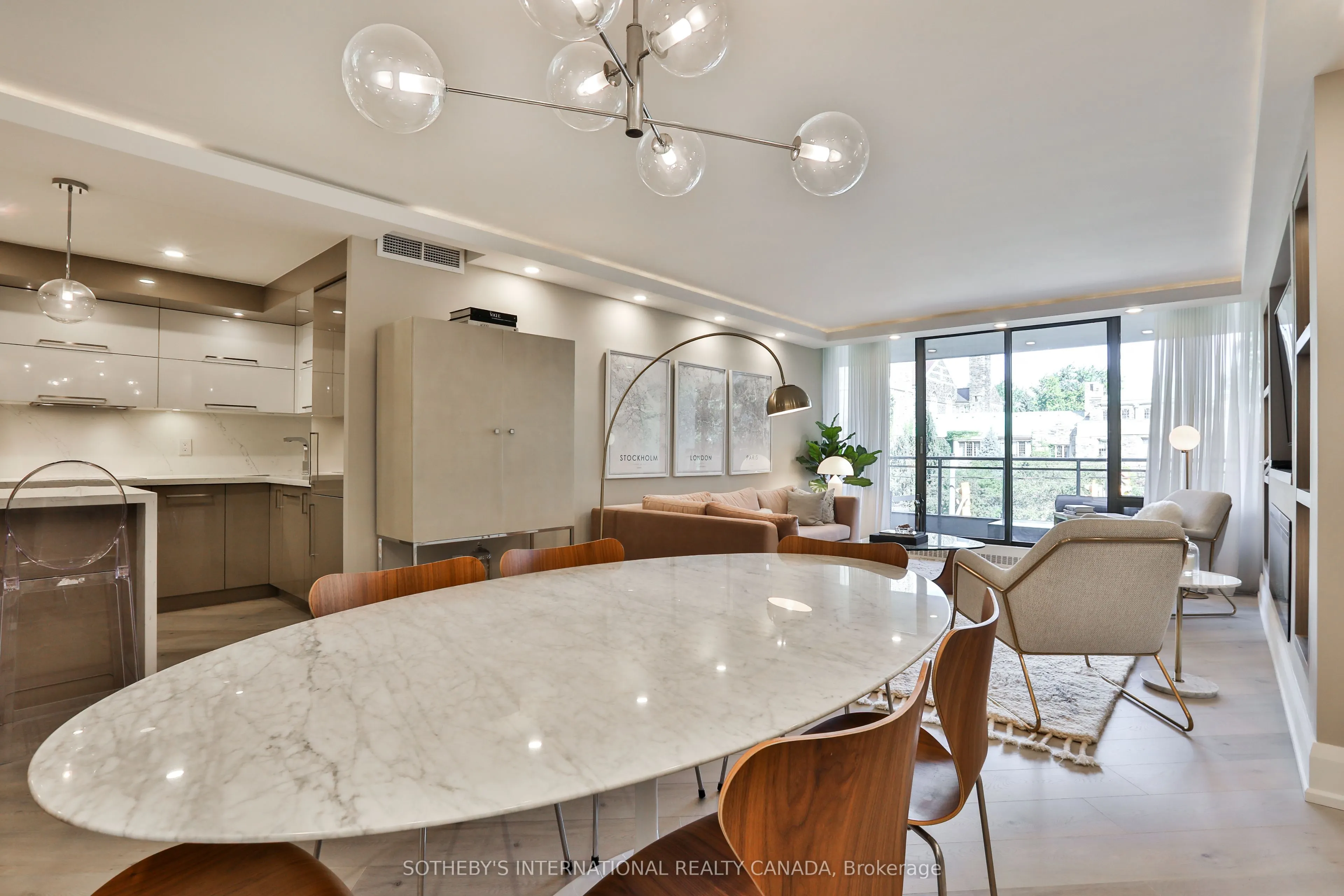 235 St Clair Avenue W, #301