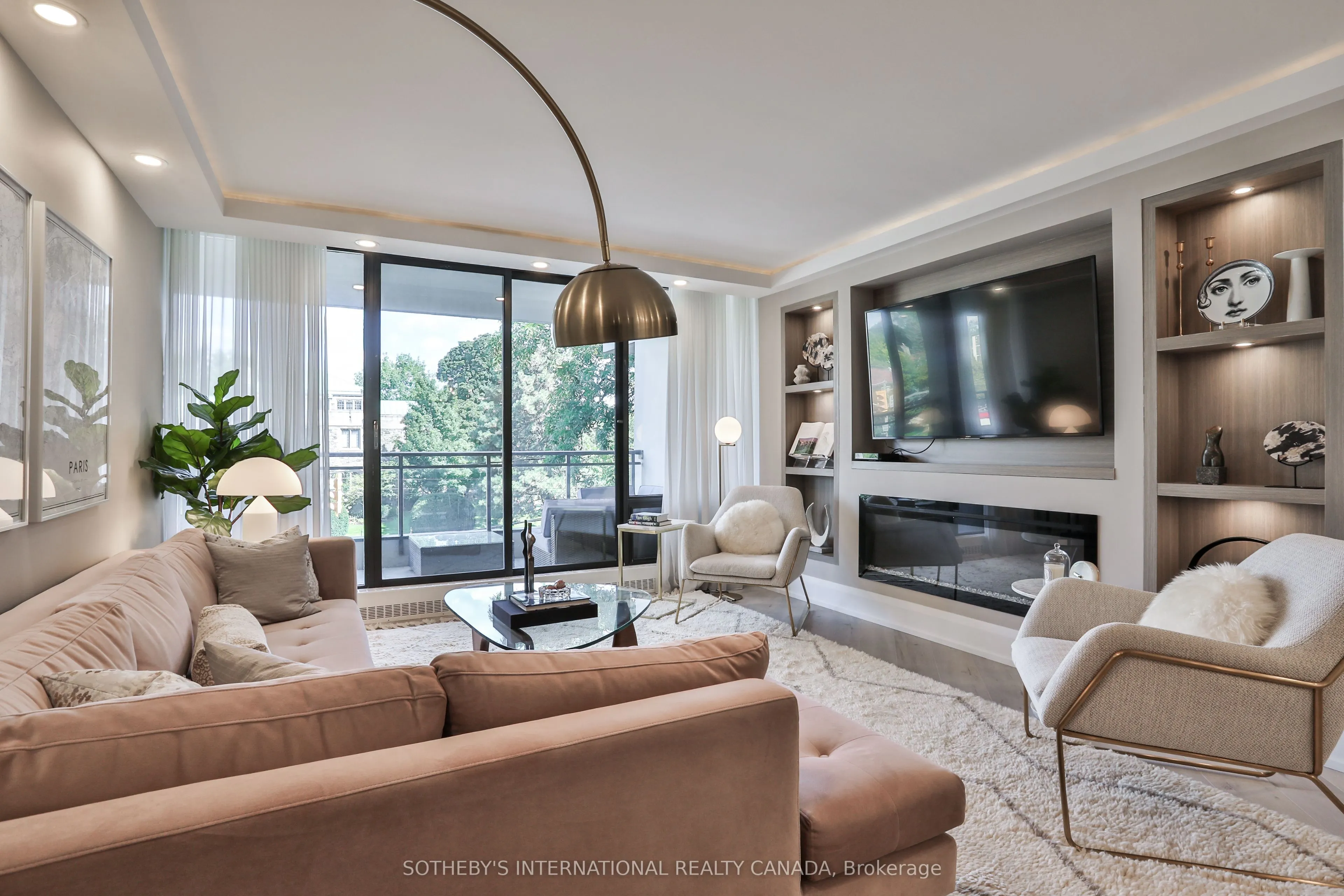235 St Clair Avenue W, #301