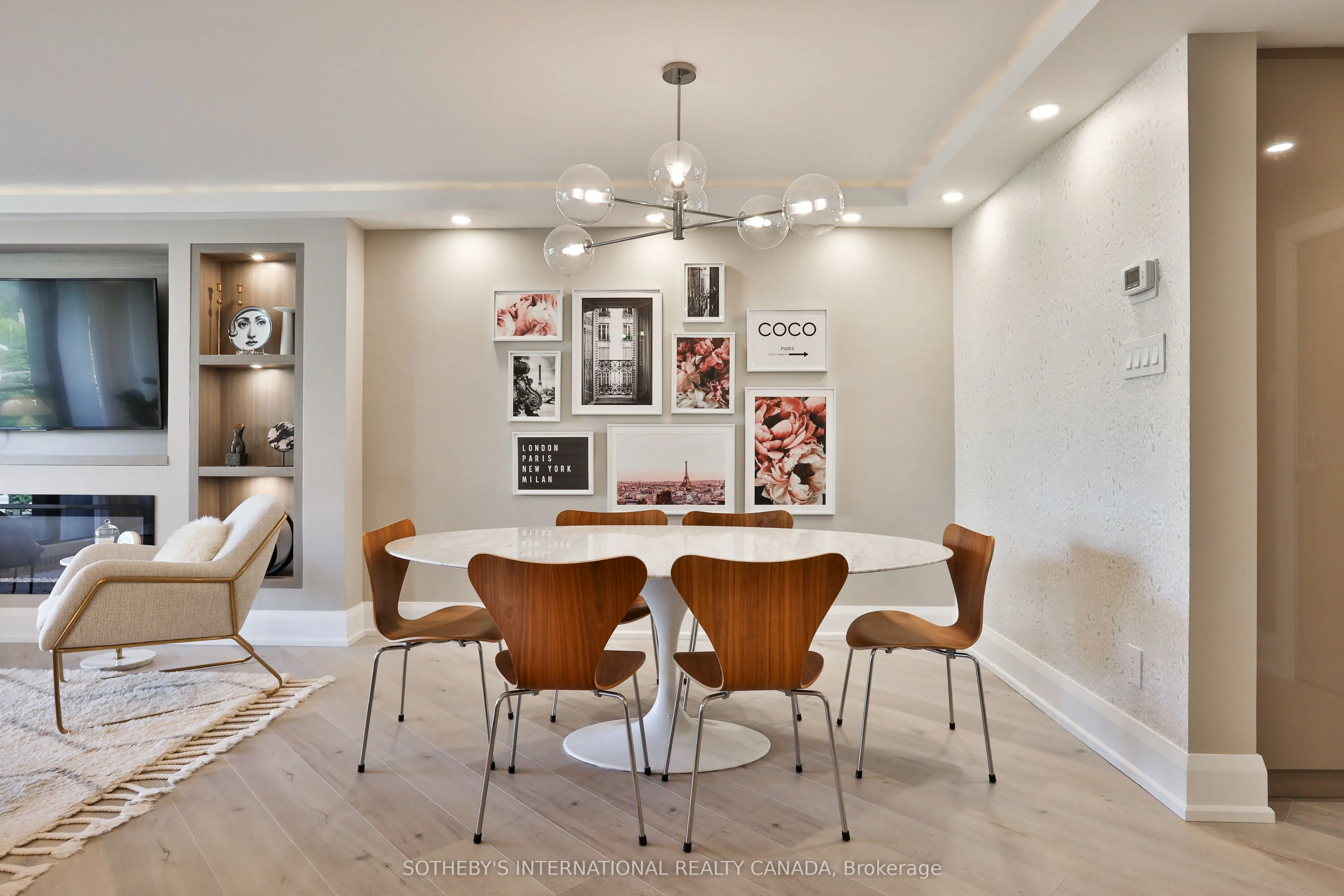 235 St Clair Avenue W, #301