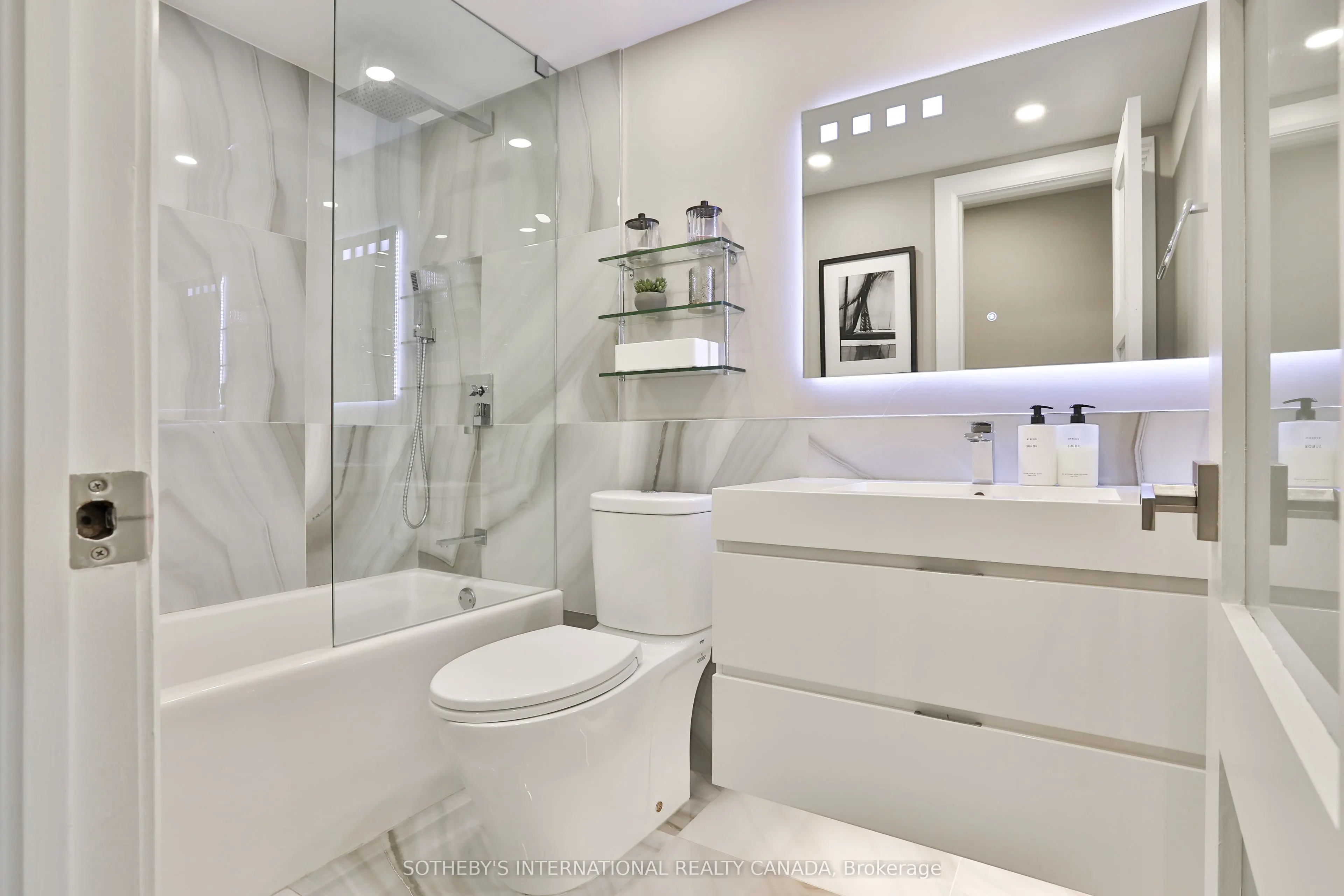 235 St Clair Avenue W, #301