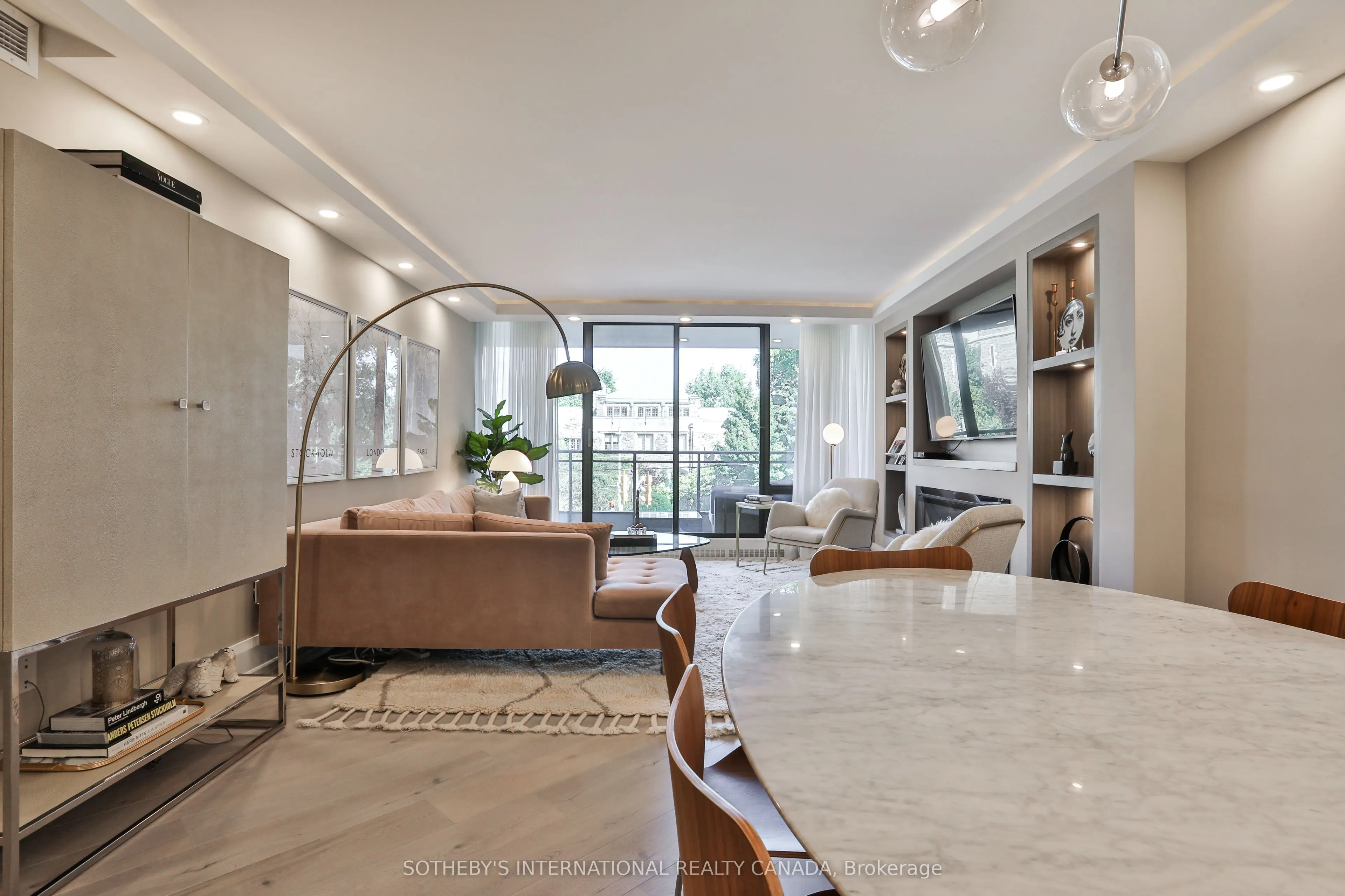235 St Clair Avenue W, #301