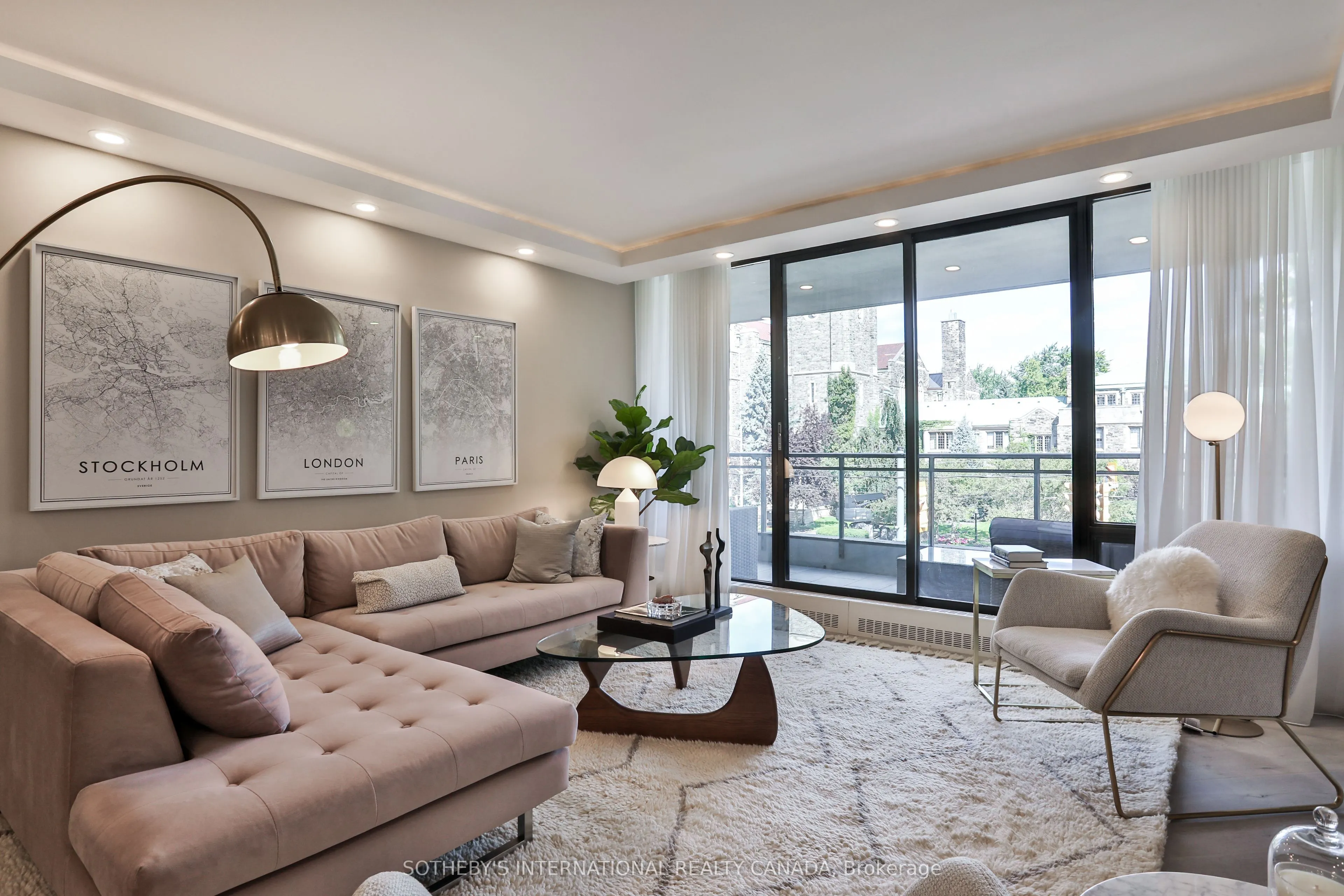235 St Clair Avenue W, #301