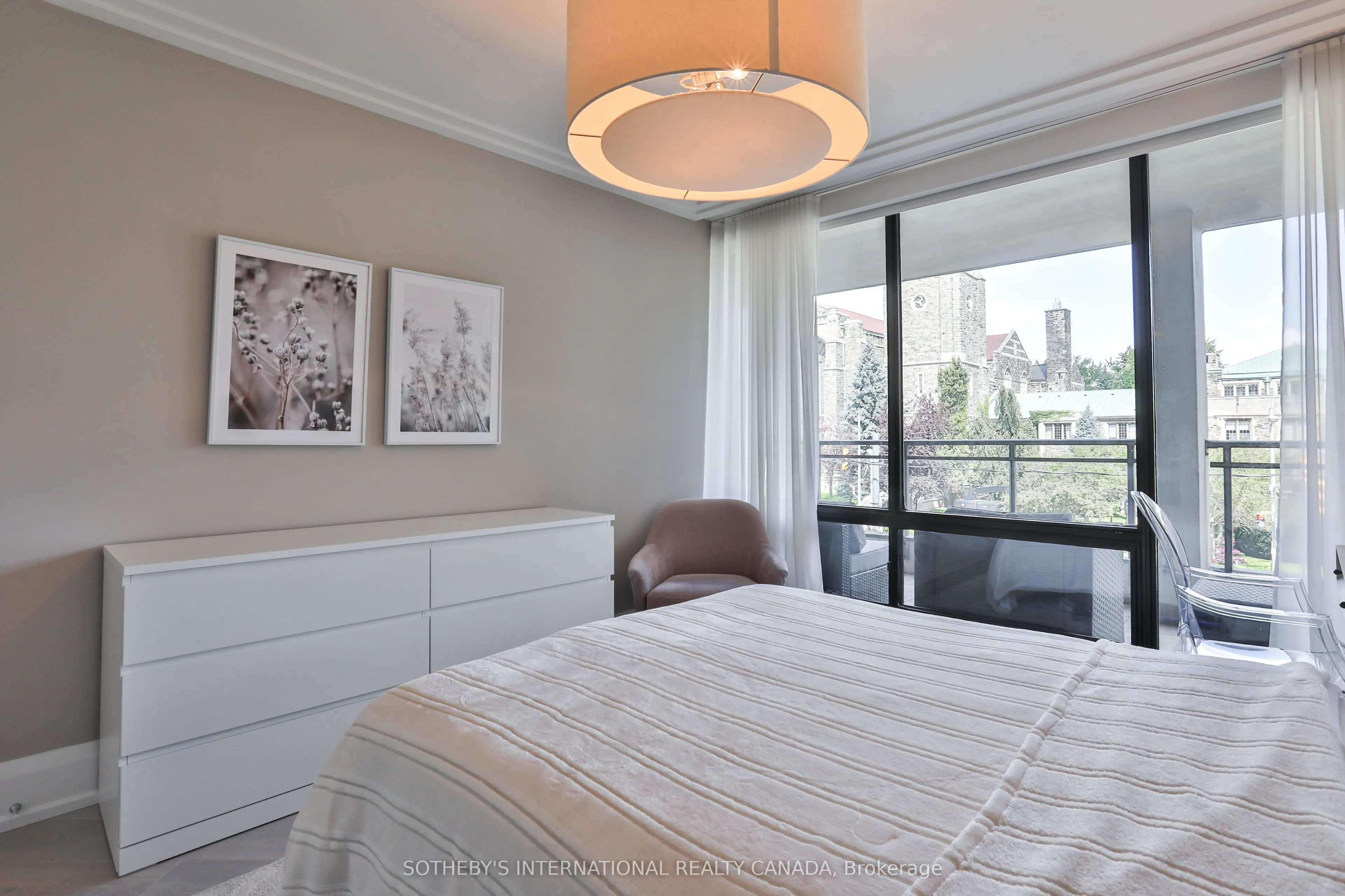 235 St Clair Avenue W, #301