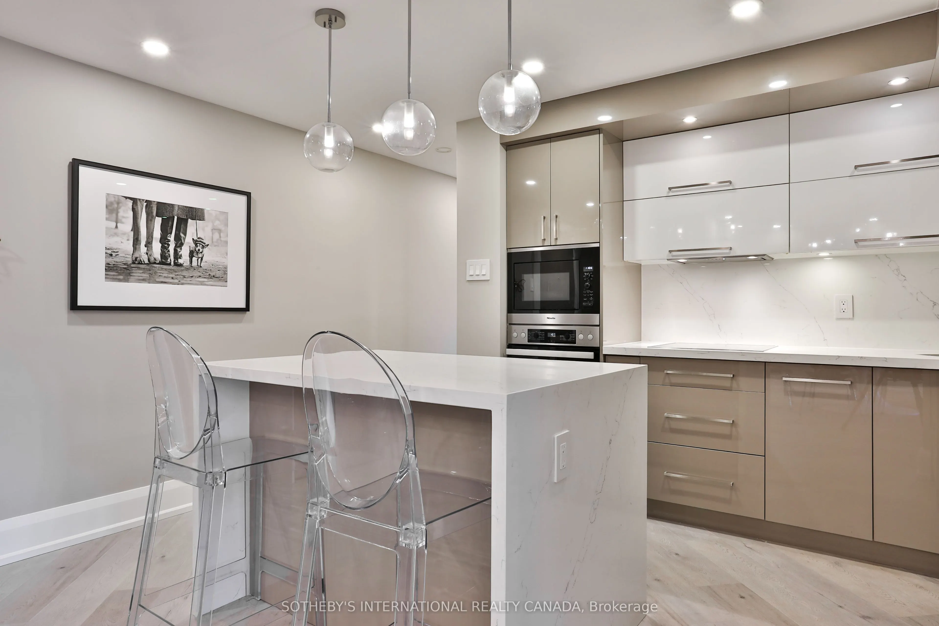 235 St Clair Avenue W, #301