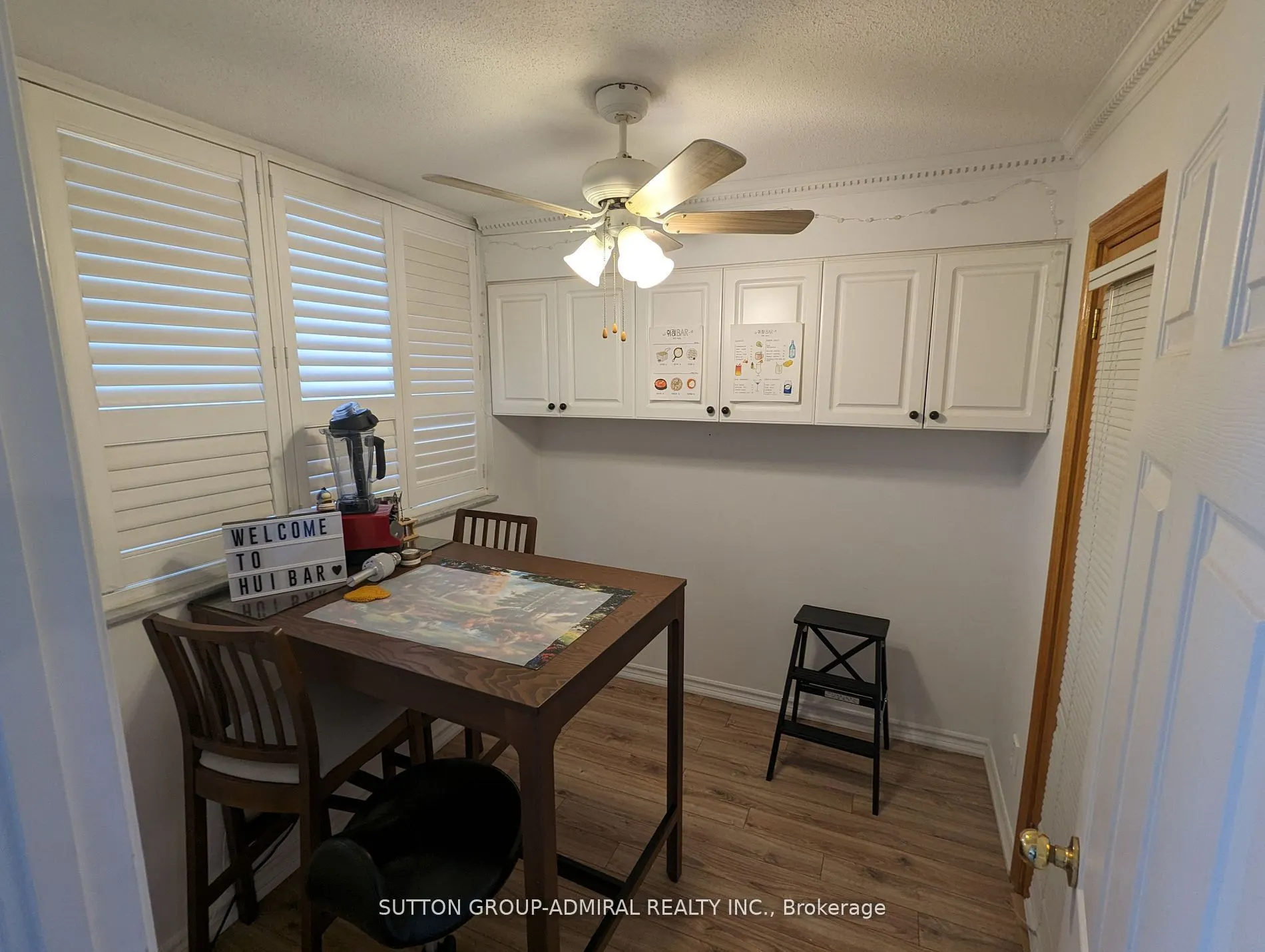 105 Mccaul Street, #702