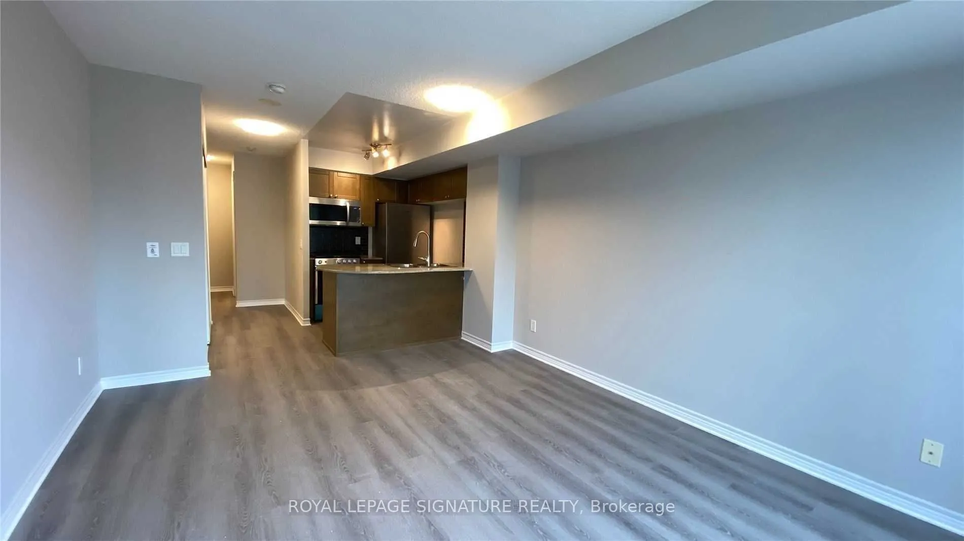 763 Bay Street, #1215