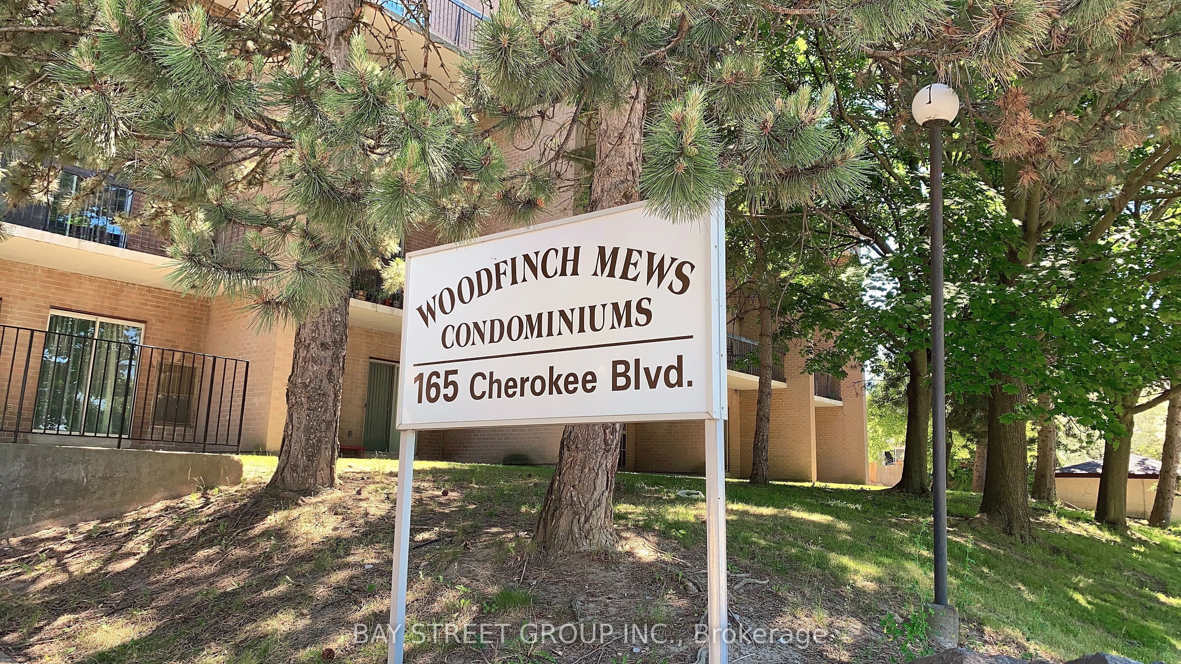 165 Cherokee Boulevard, #285