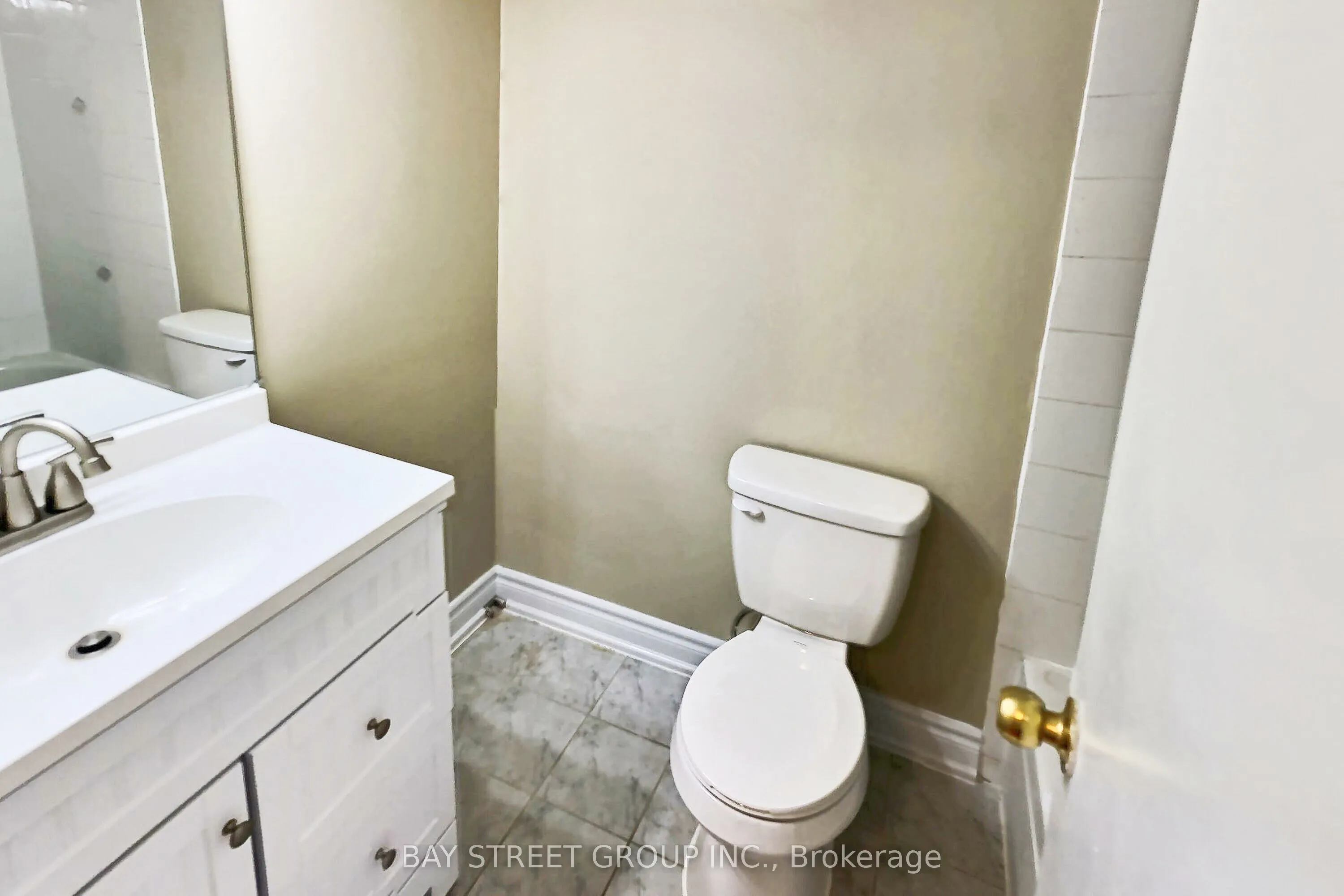 165 Cherokee Boulevard, #285