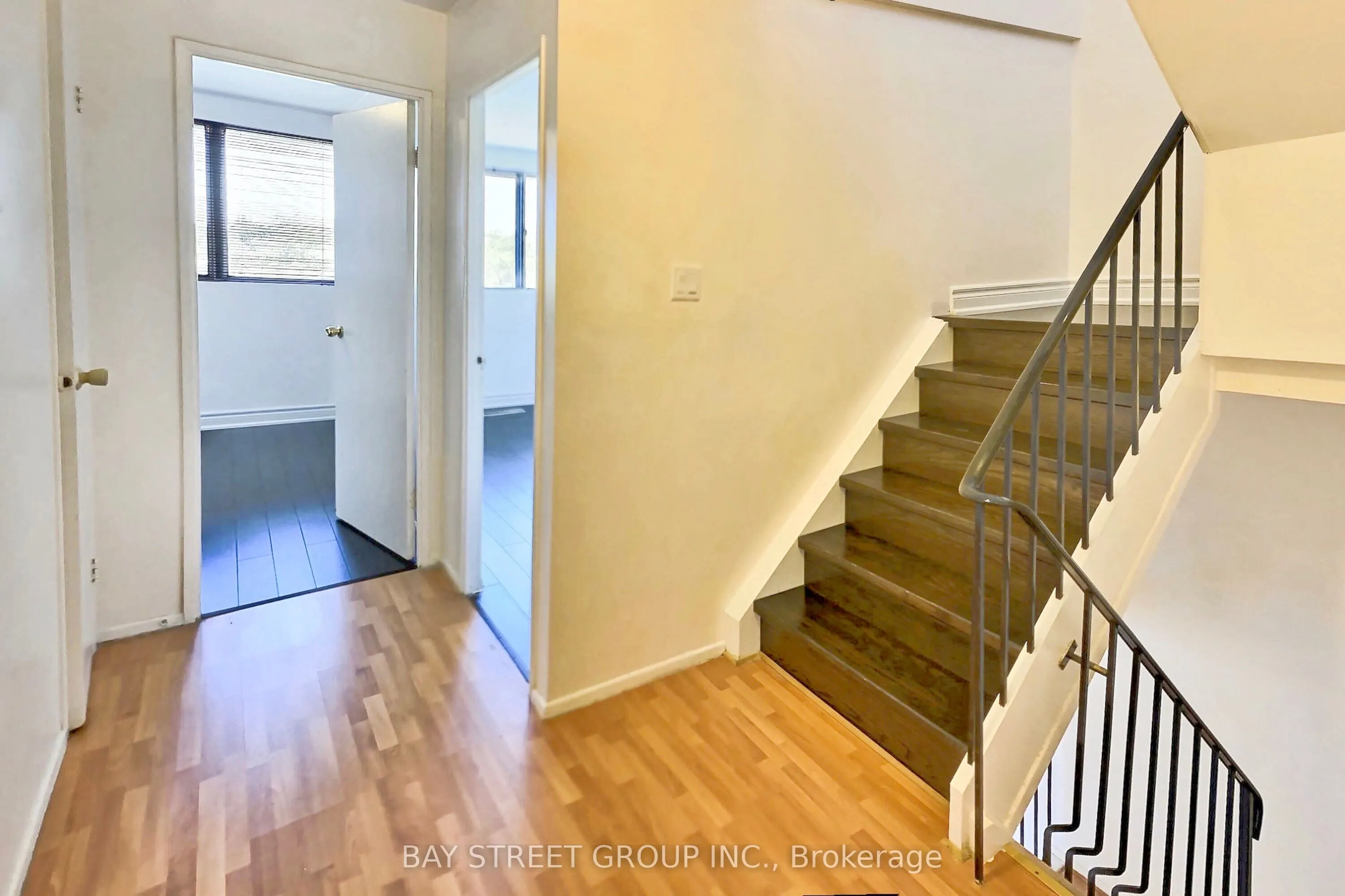 165 Cherokee Boulevard, #285