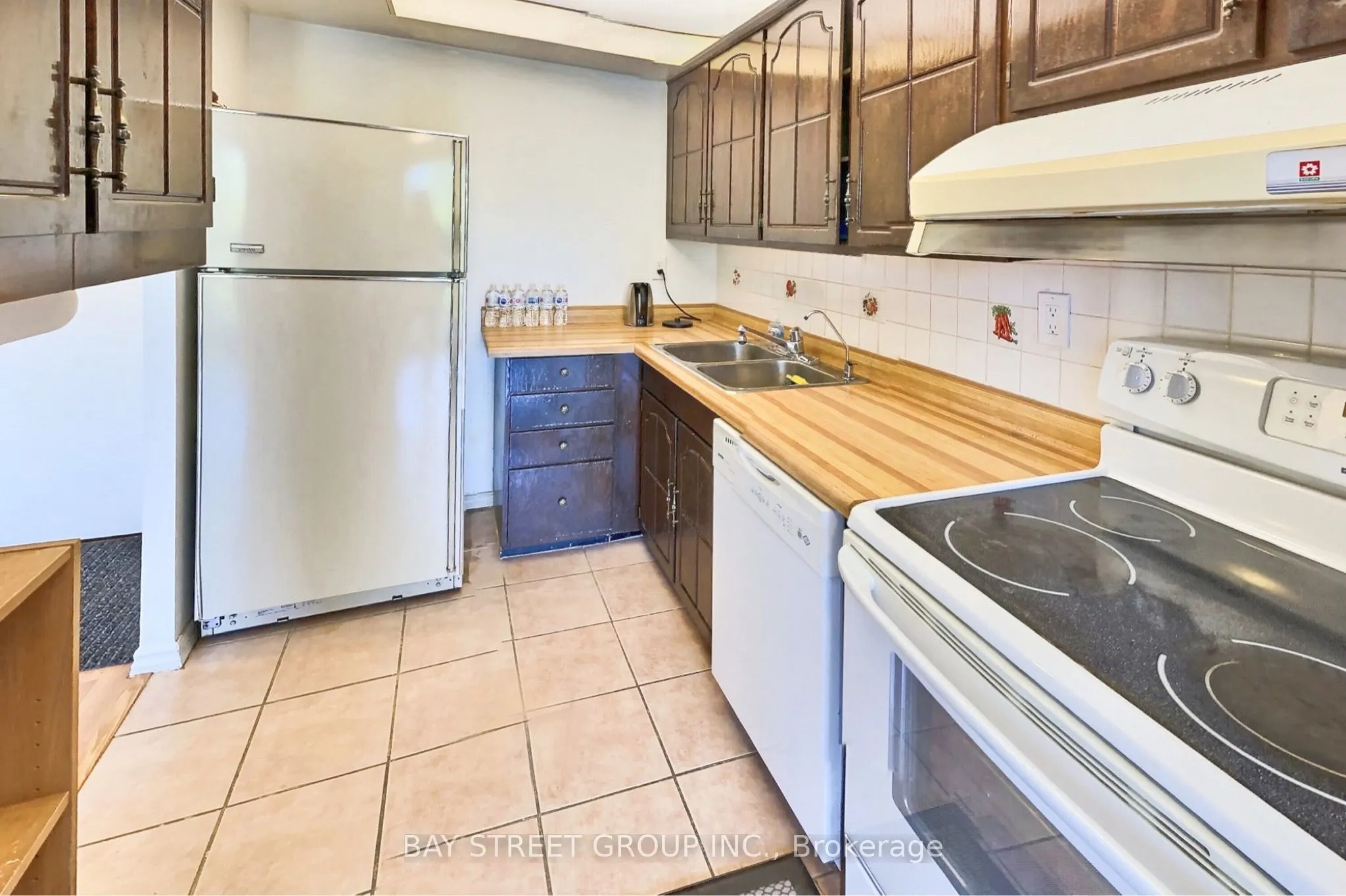 165 Cherokee Boulevard, #285