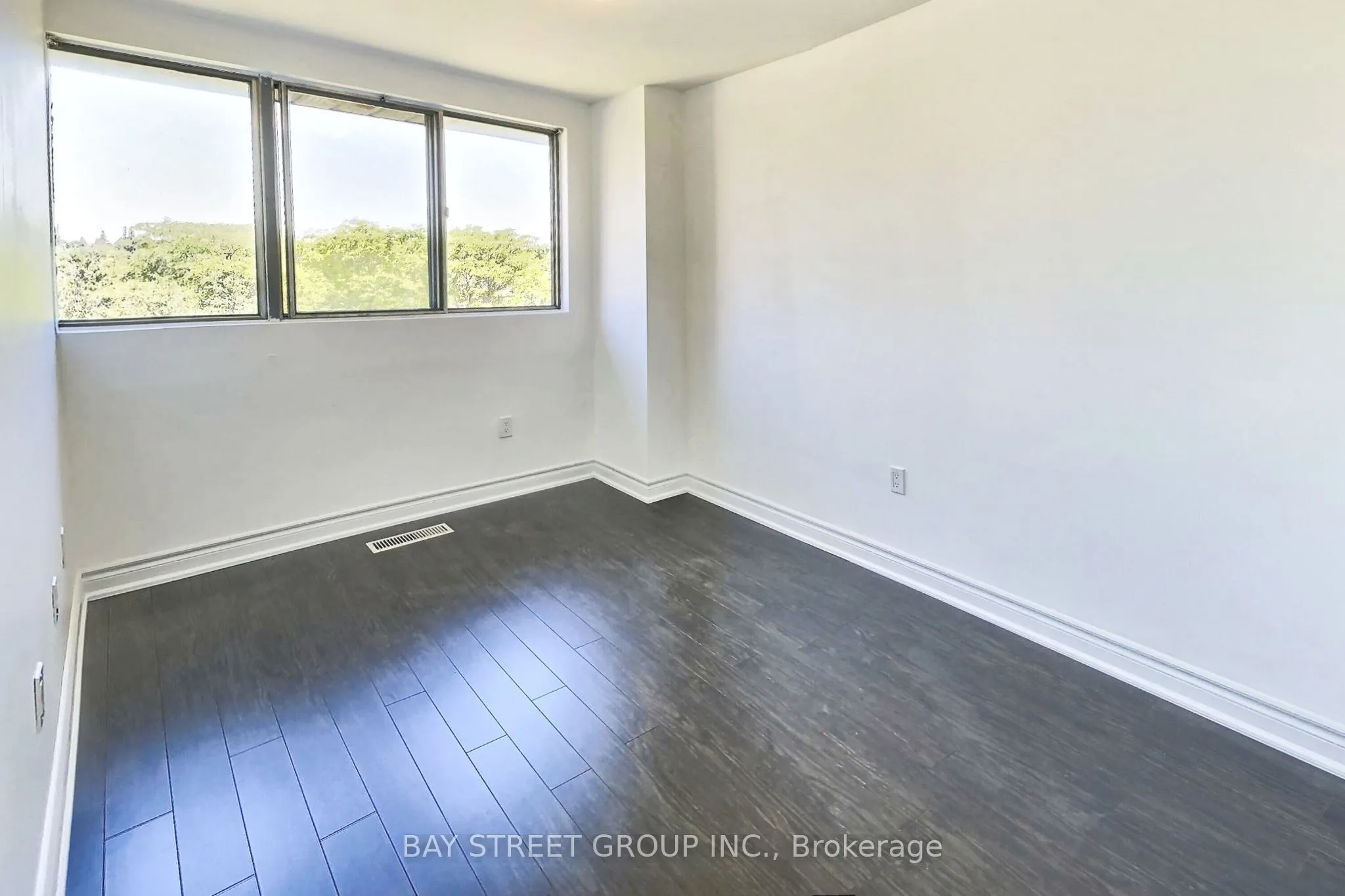 165 Cherokee Boulevard, #285