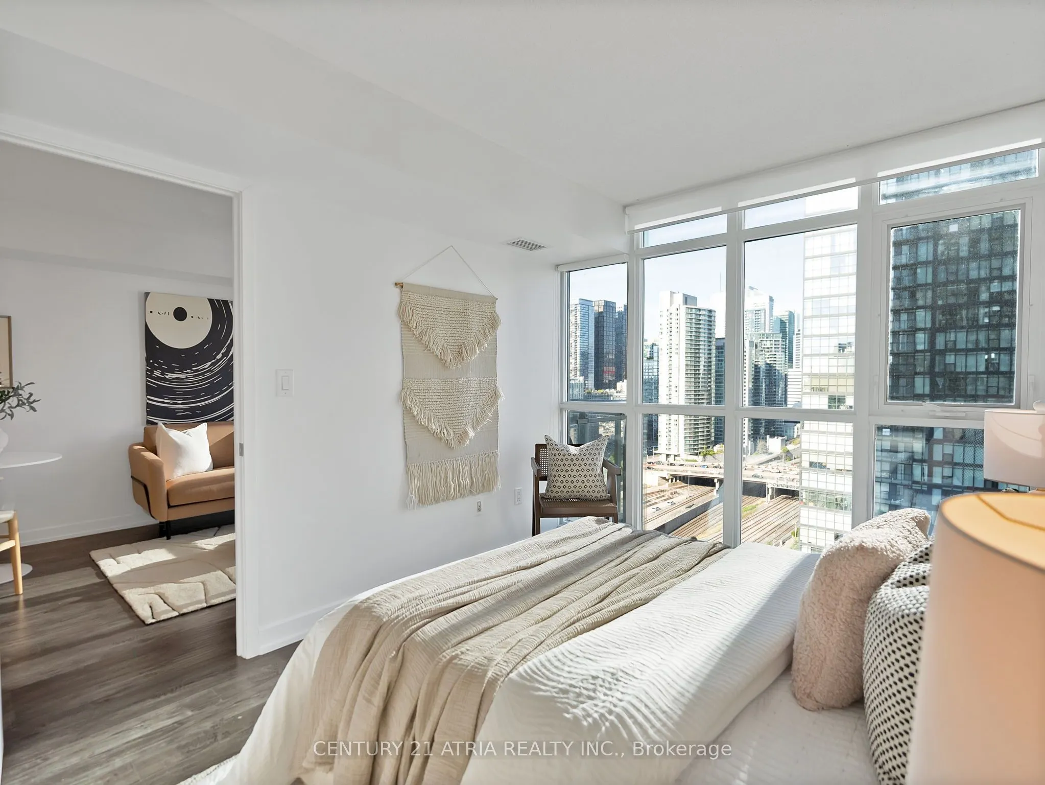 15 Iceboat Terrace, #2103