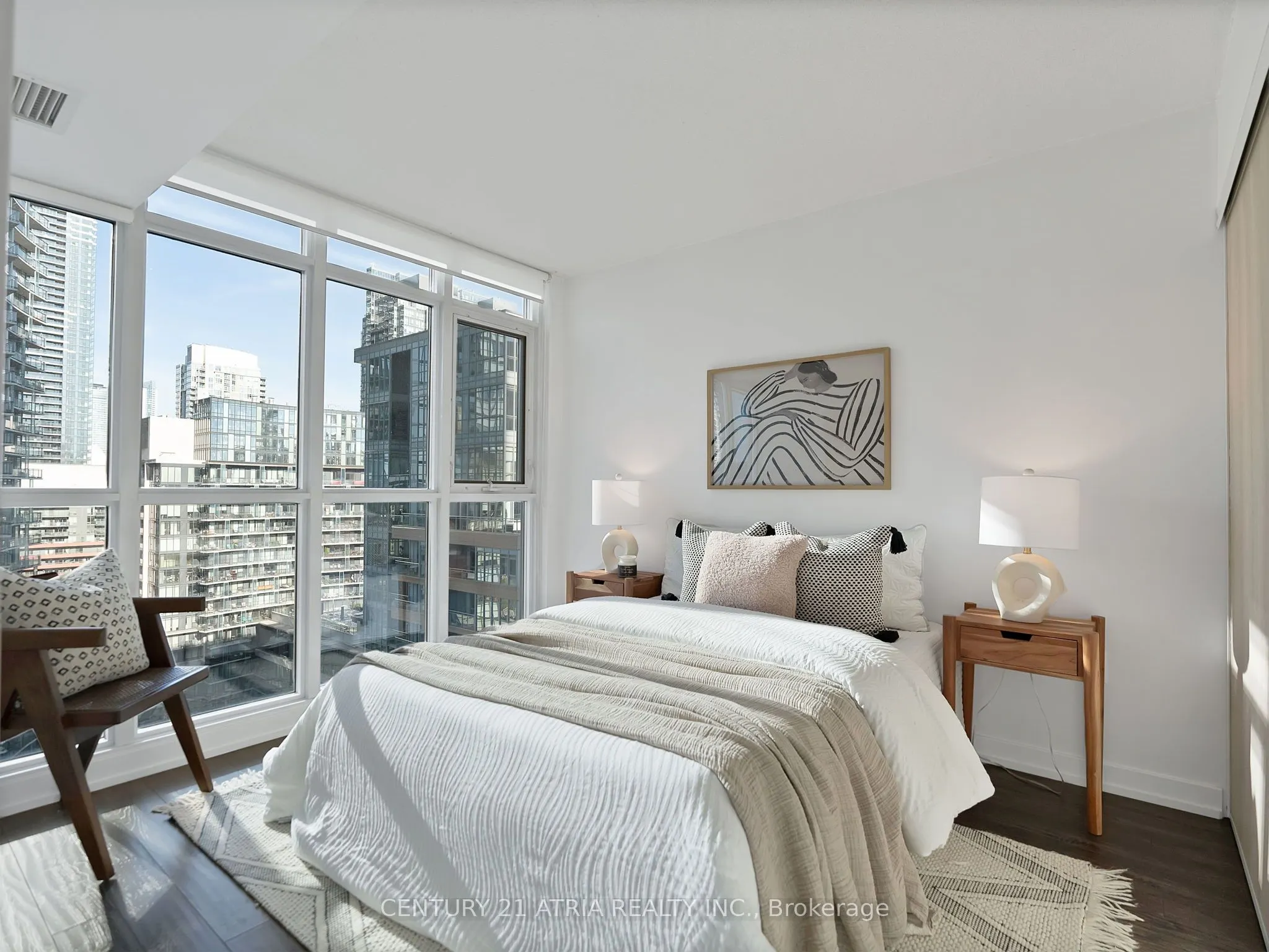 15 Iceboat Terrace, #2103