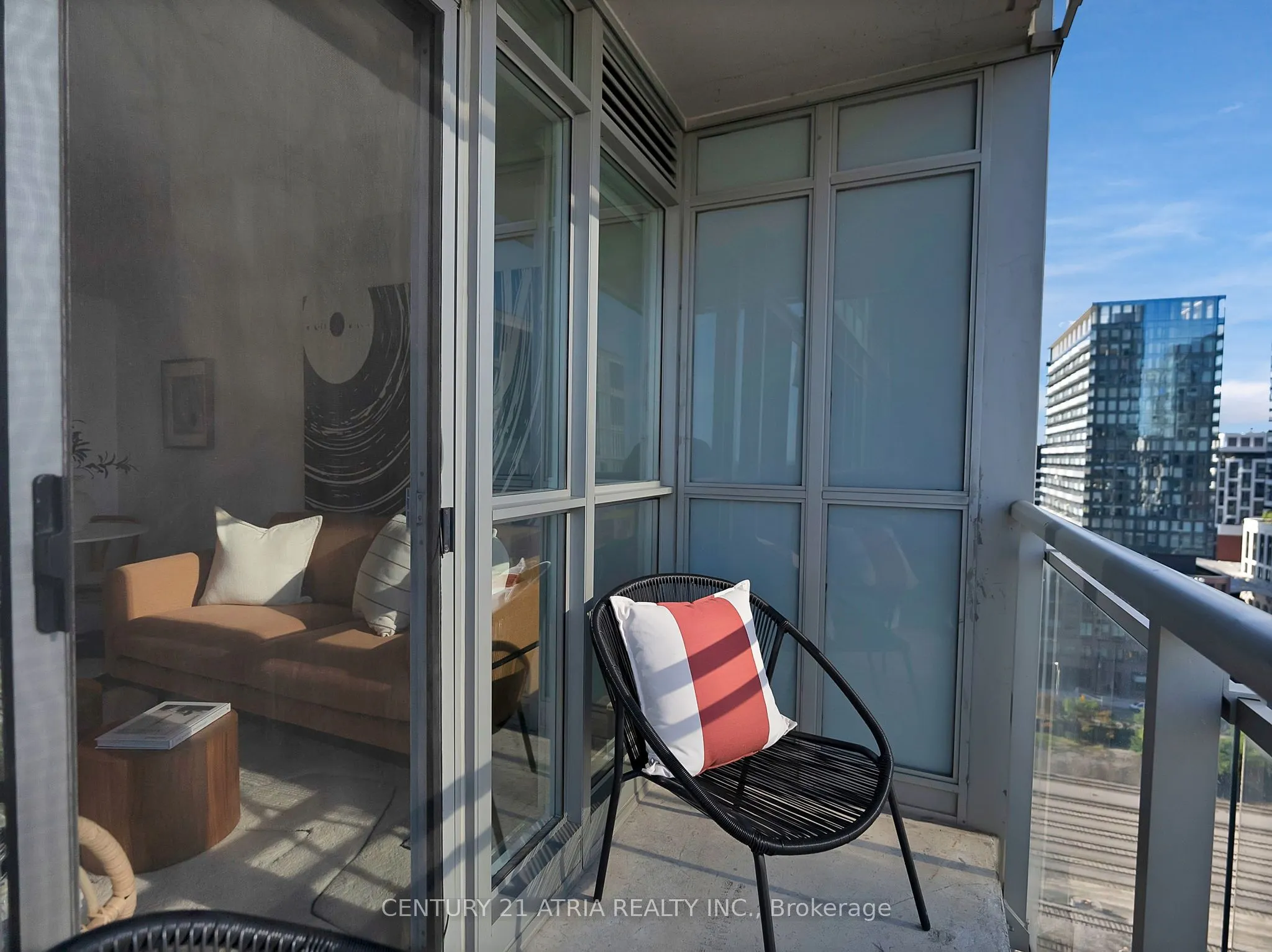 15 Iceboat Terrace, #2103