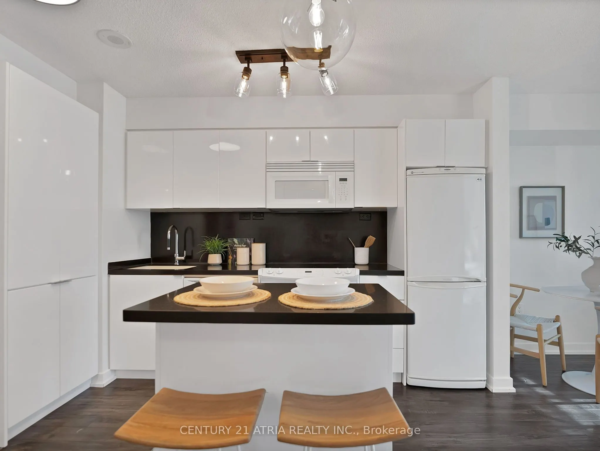 15 Iceboat Terrace, #2103
