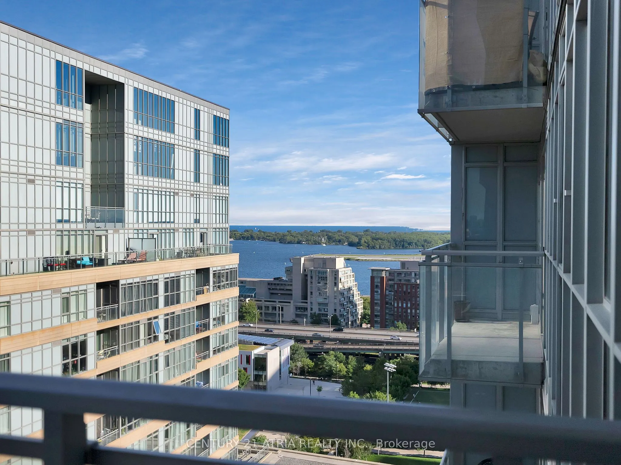 15 Iceboat Terrace, #2103