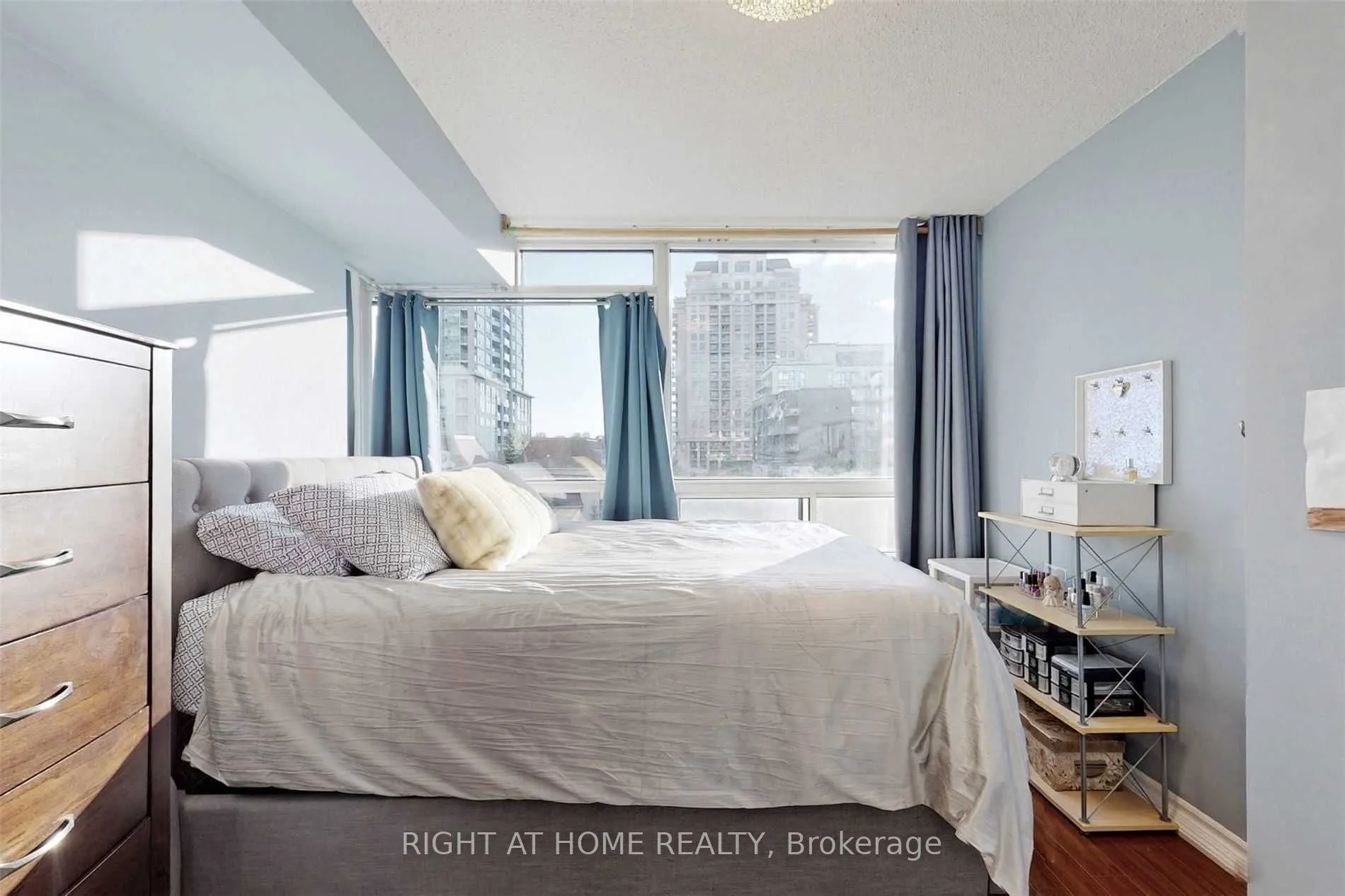 2 Rean Drive, #513