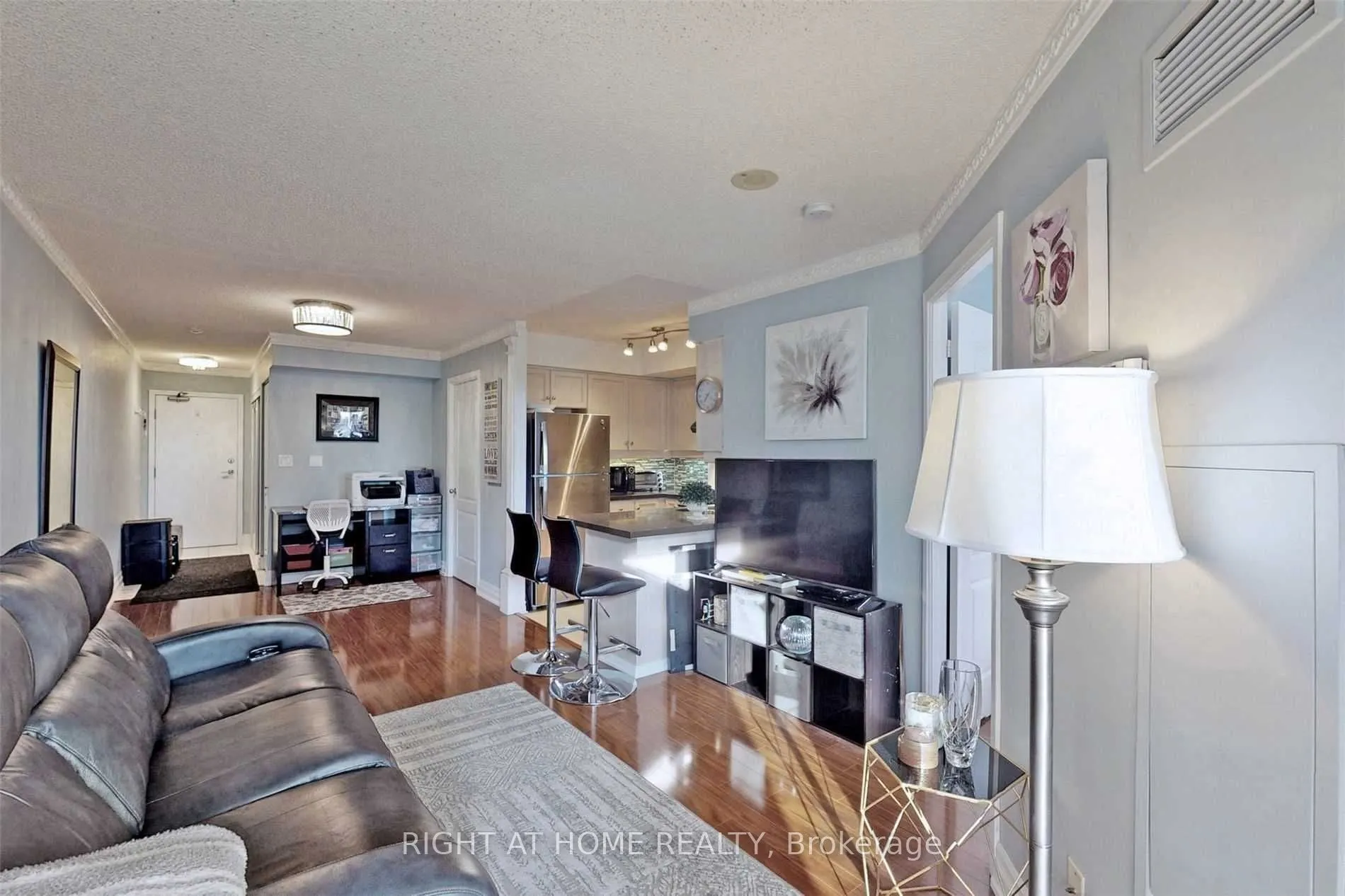 2 Rean Drive, #513