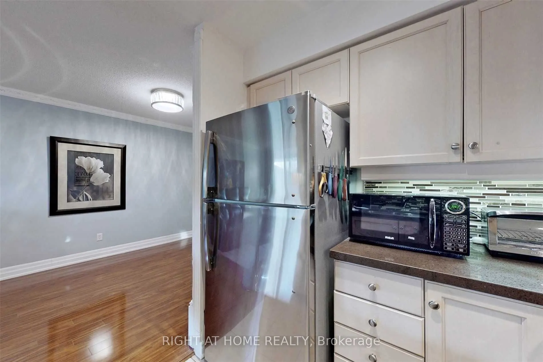 2 Rean Drive, #513