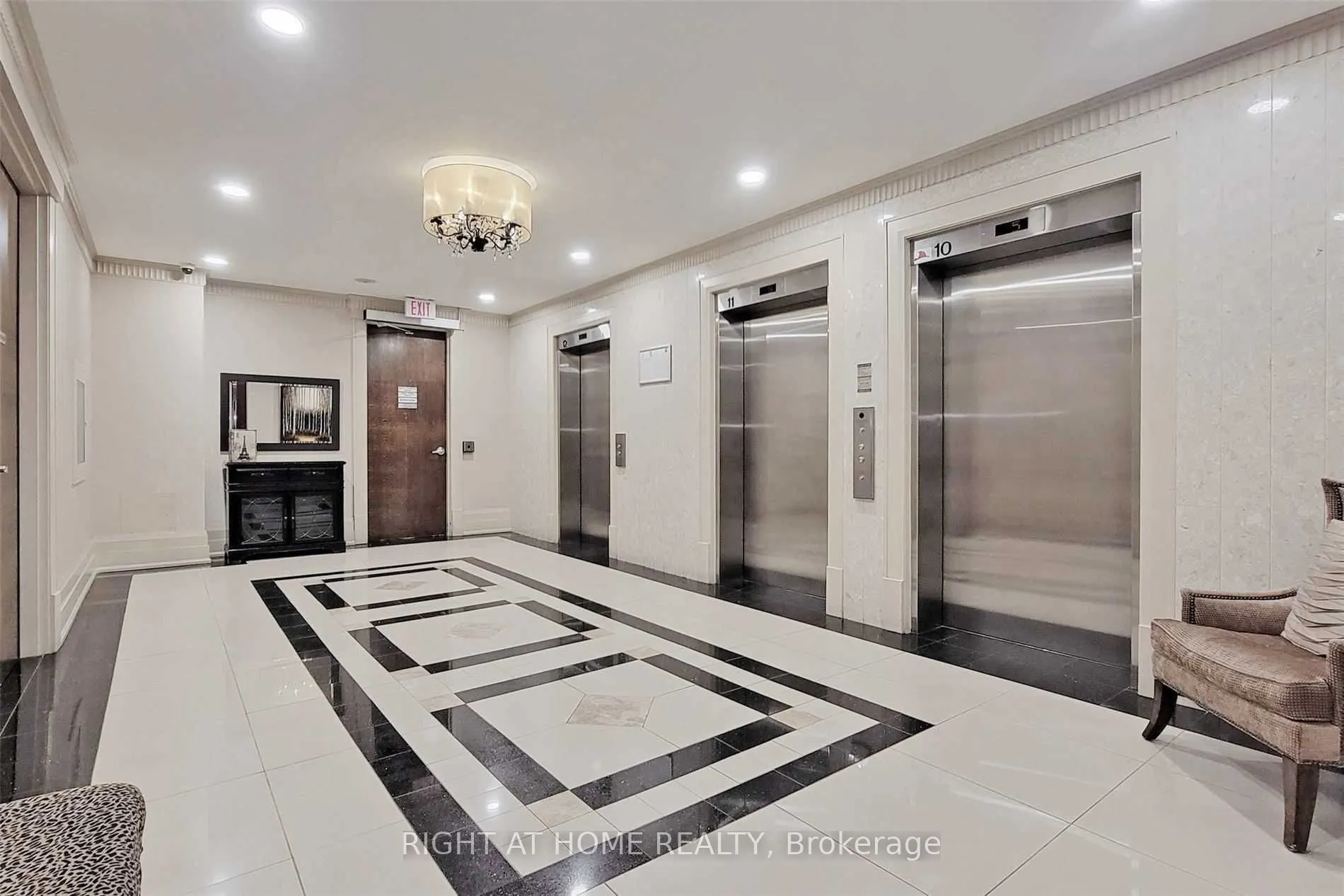 2 Rean Drive, #513