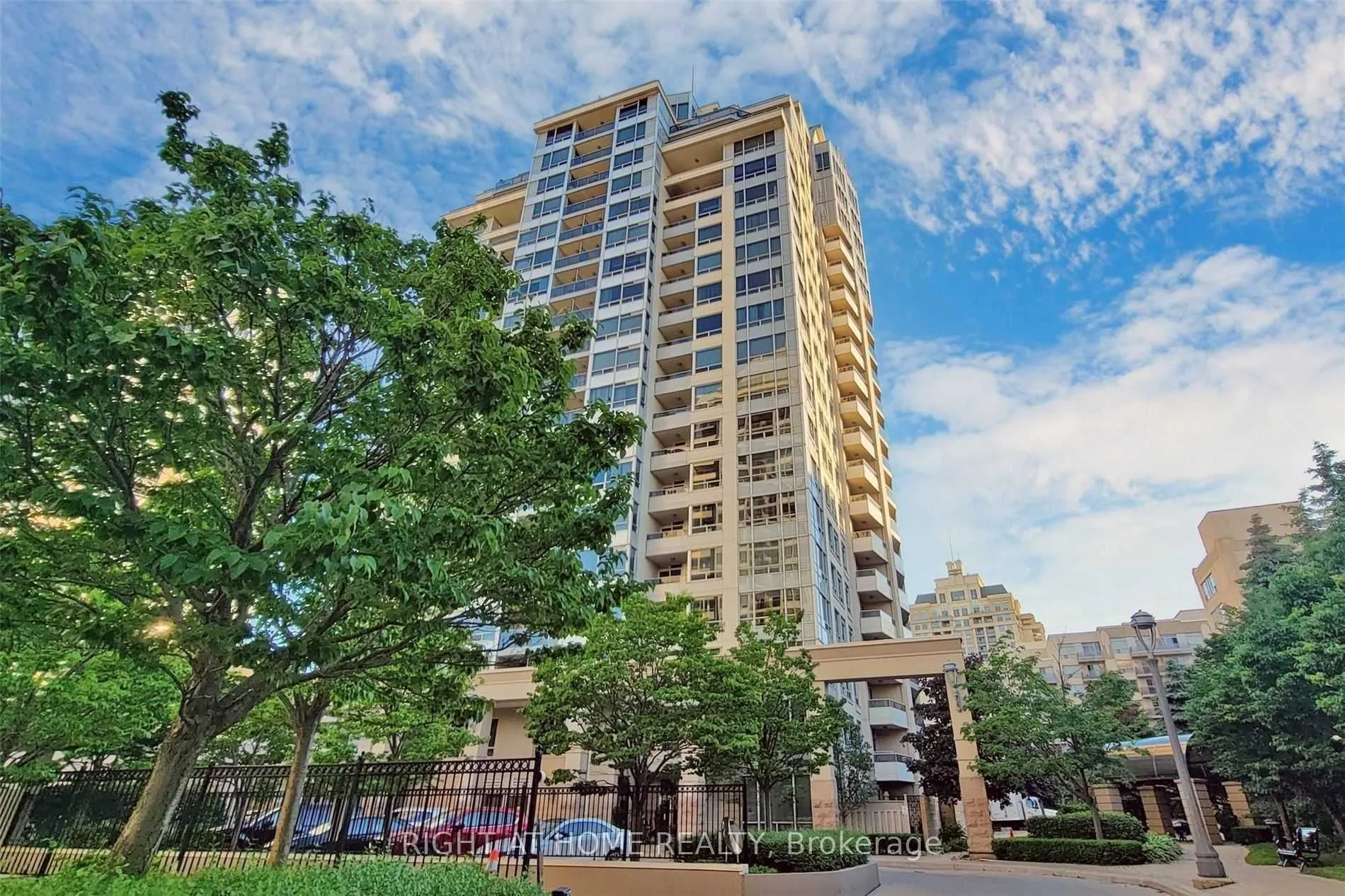 2 Rean Drive, #513