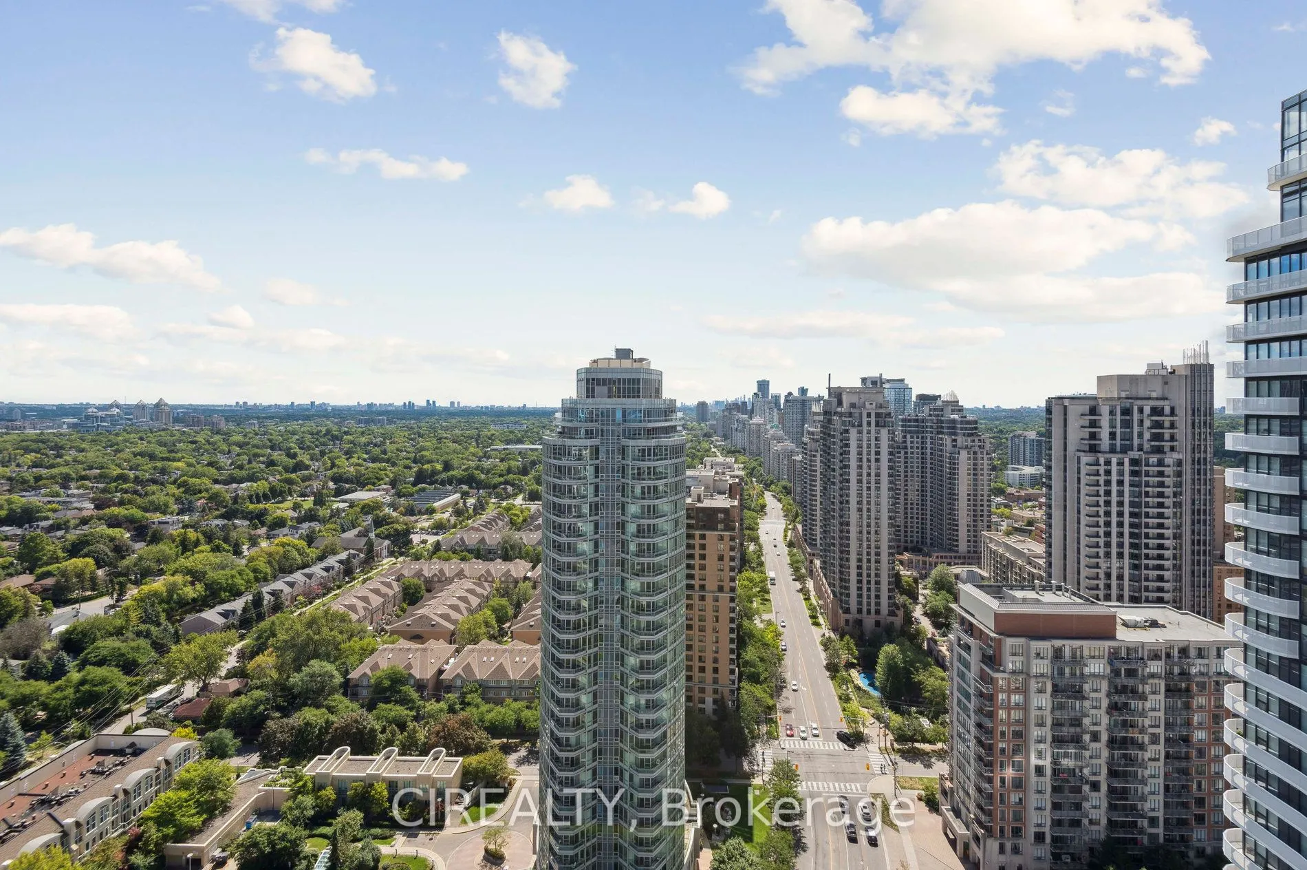 18 Holmes Avenue, #UPH02