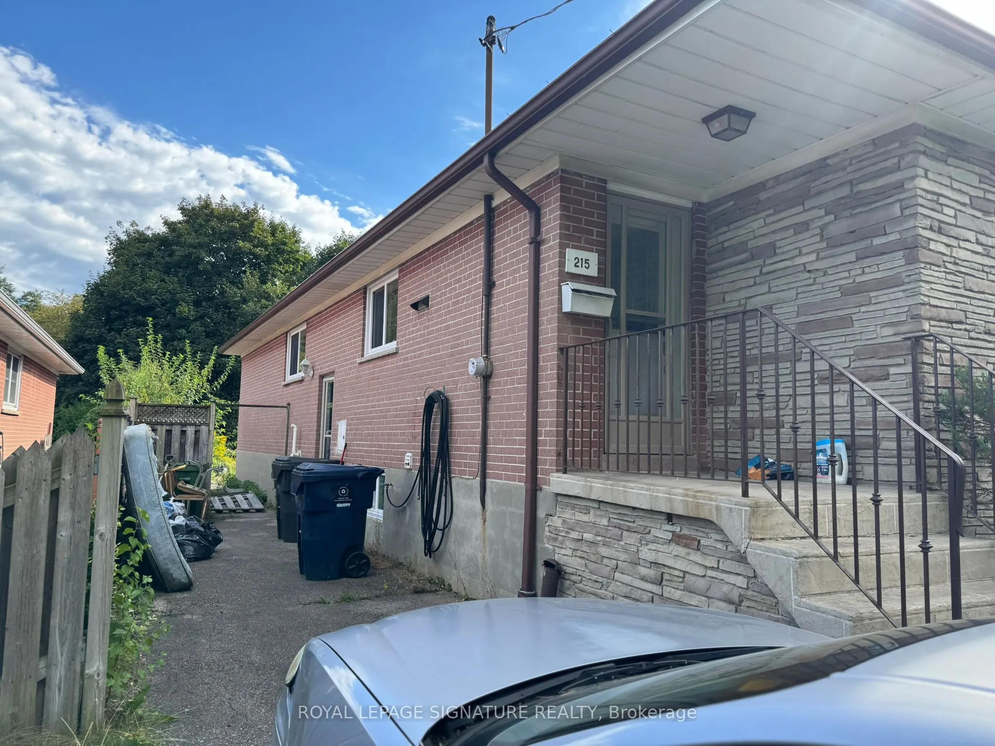215 Woodsworth Road