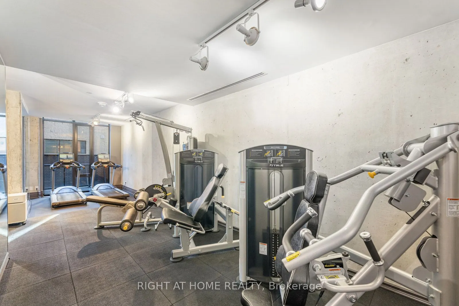 608 Richmond St. W Street, #LPH02