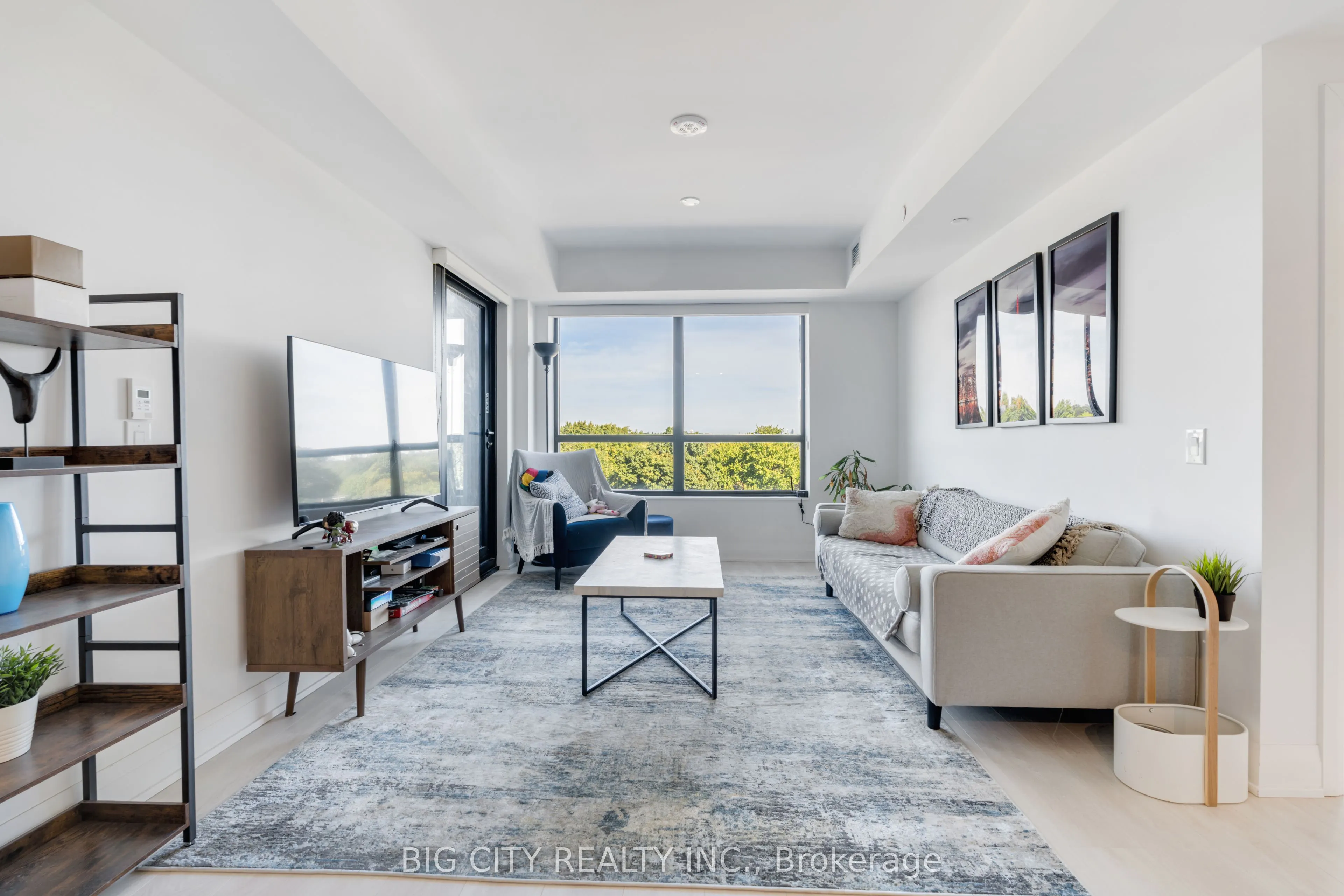 33 Frederick Todd Way, #523