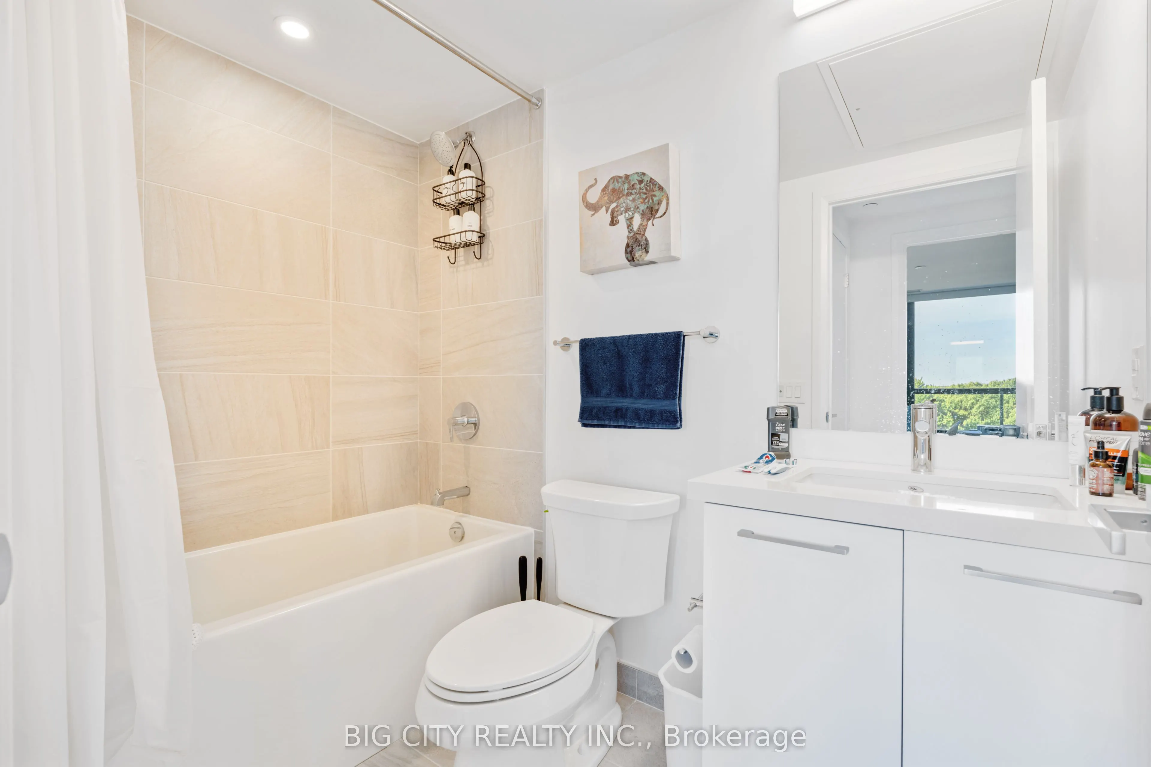 33 Frederick Todd Way, #523