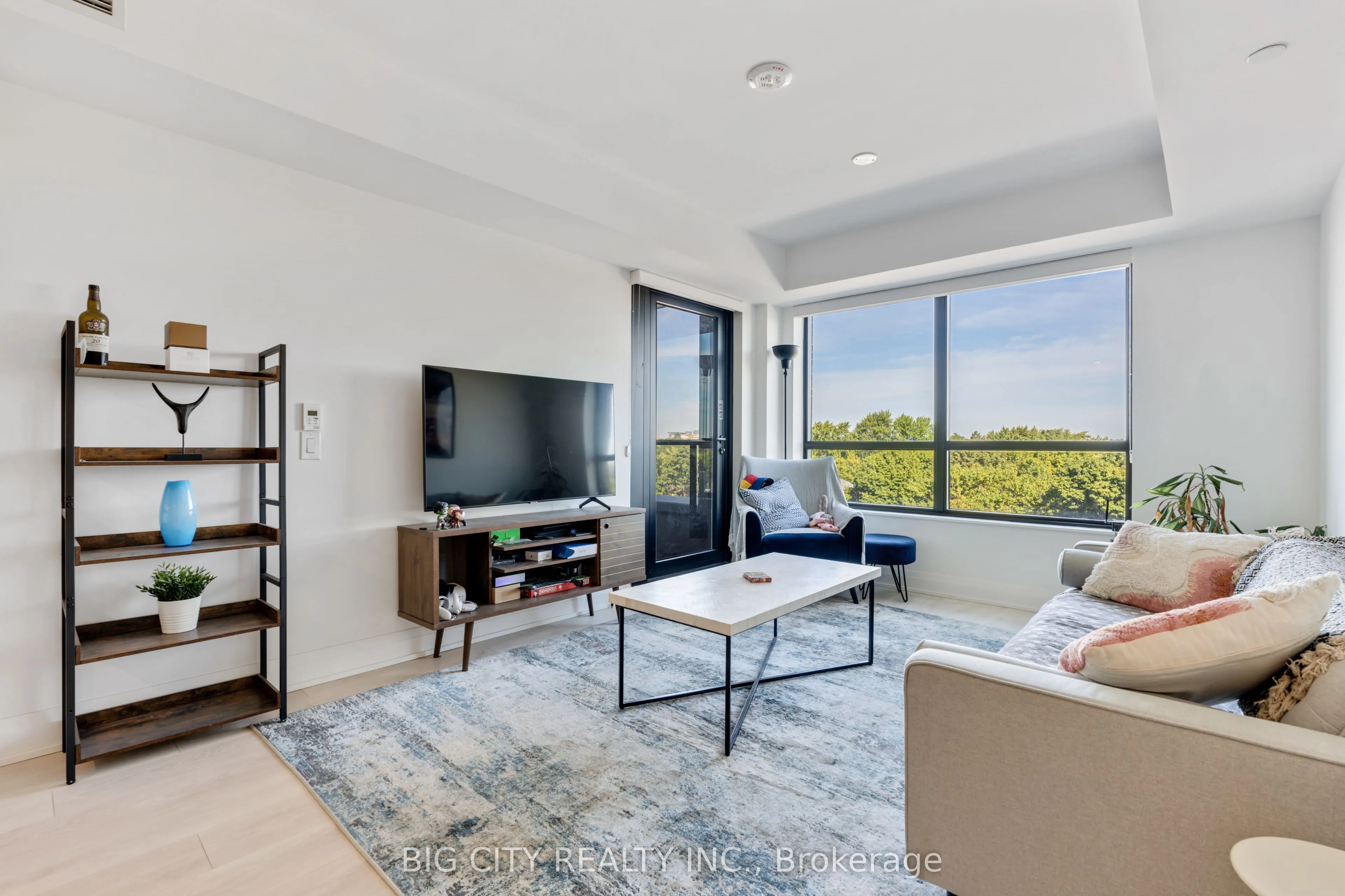 33 Frederick Todd Way, #523