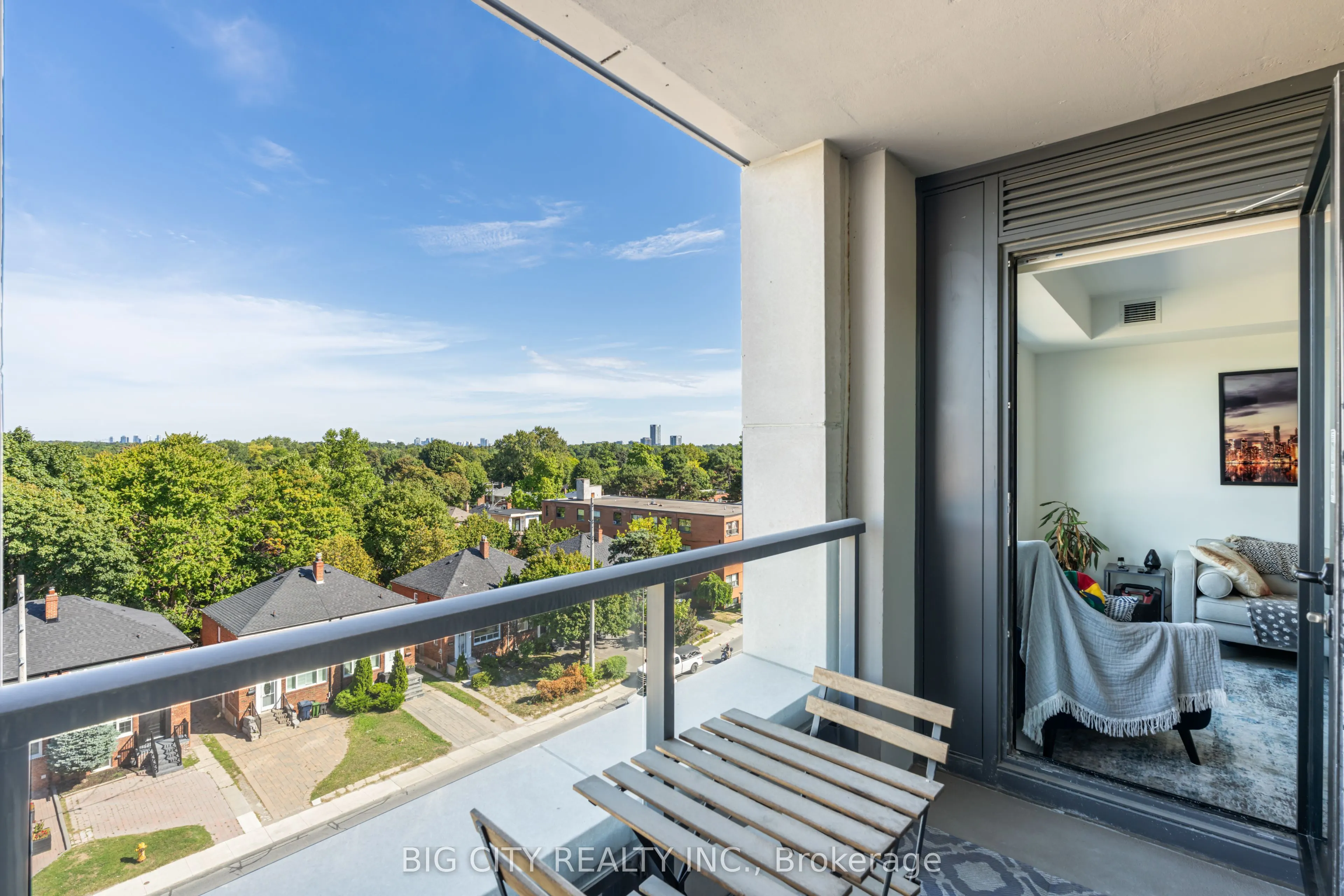 33 Frederick Todd Way, #523