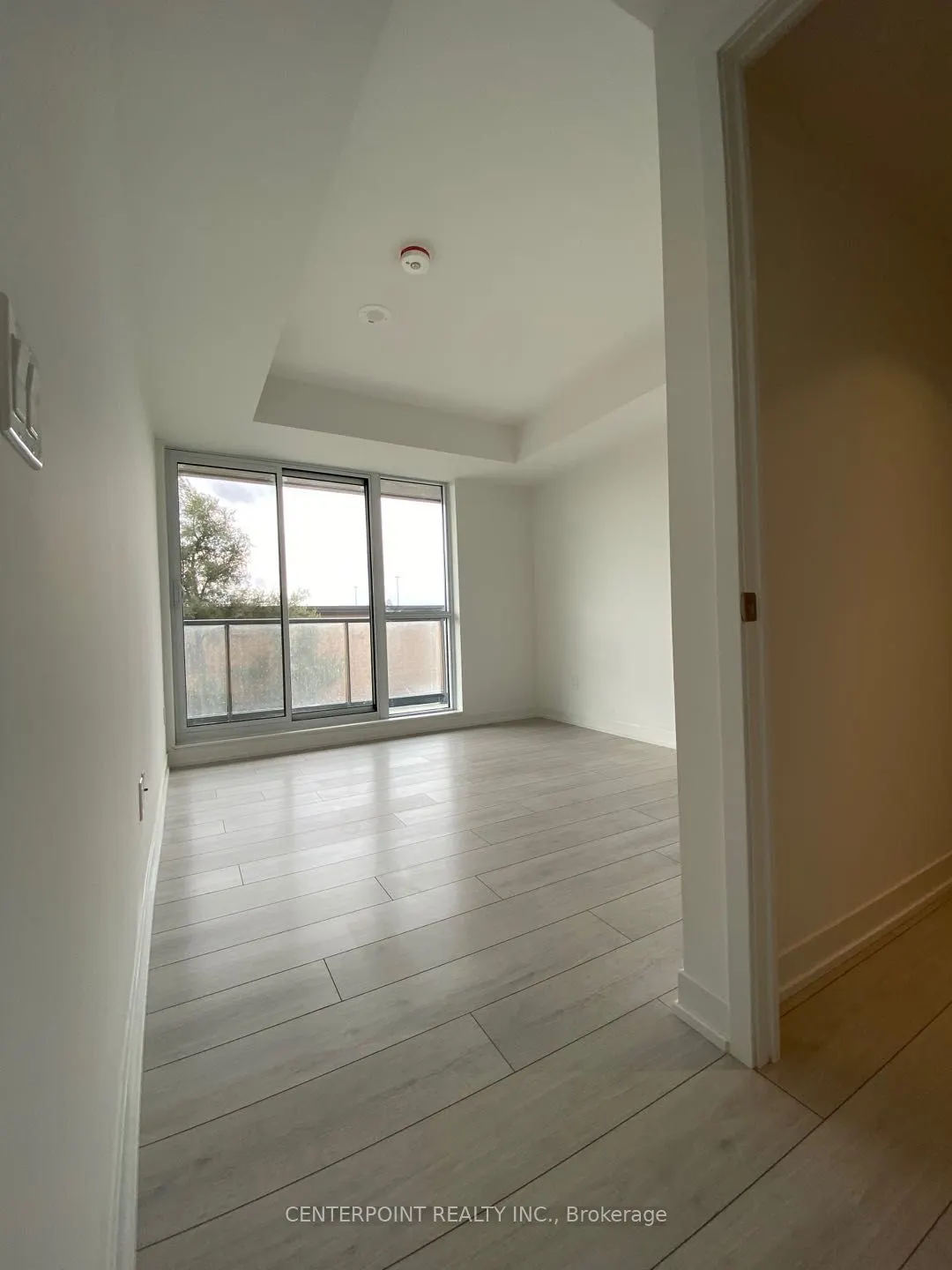 31 Tippett Road, #201