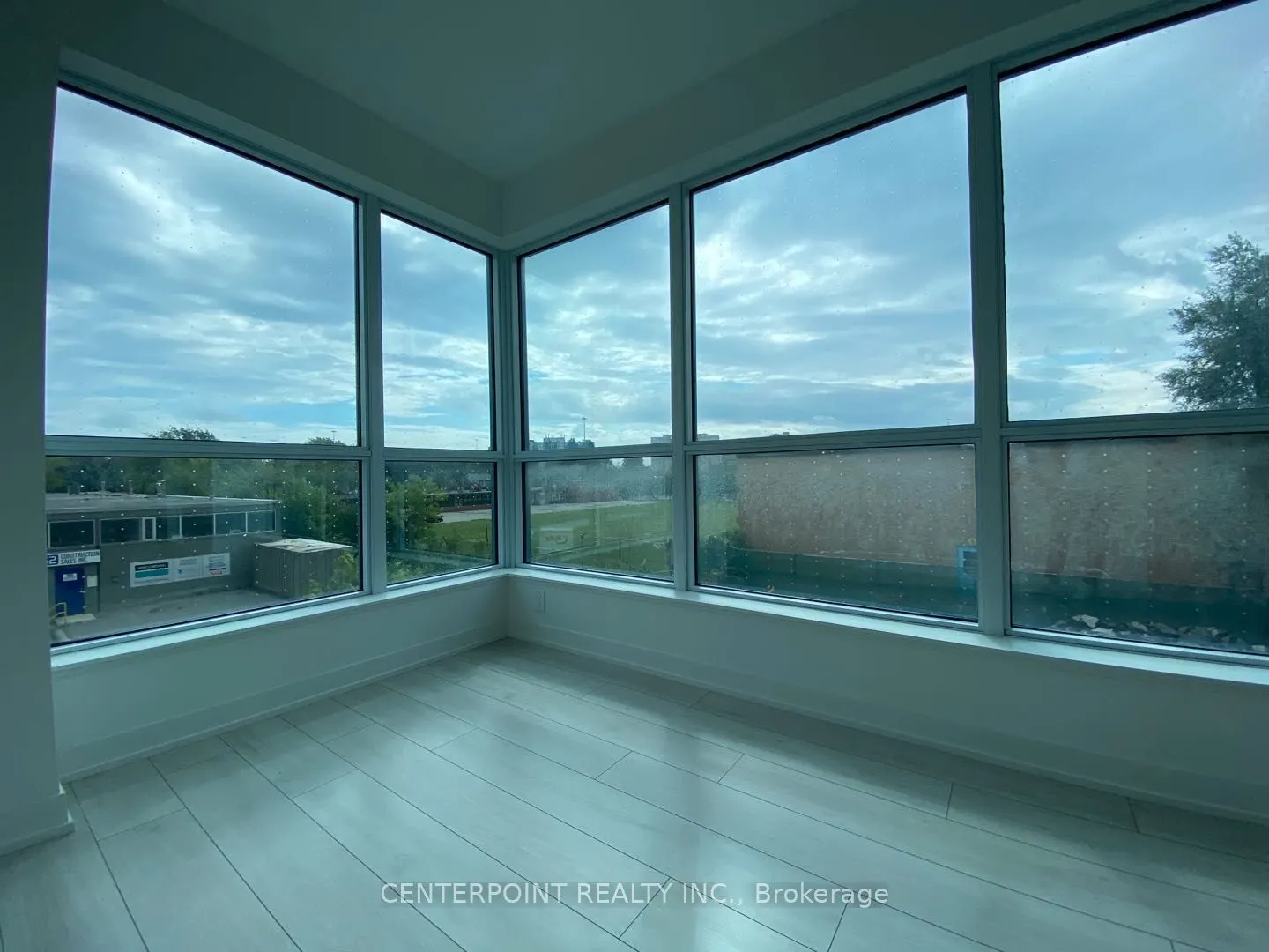 31 Tippett Road, #201