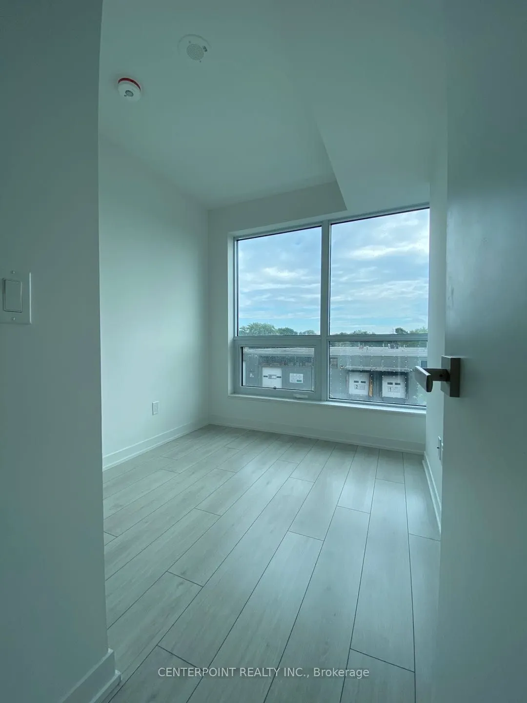 31 Tippett Road, #201