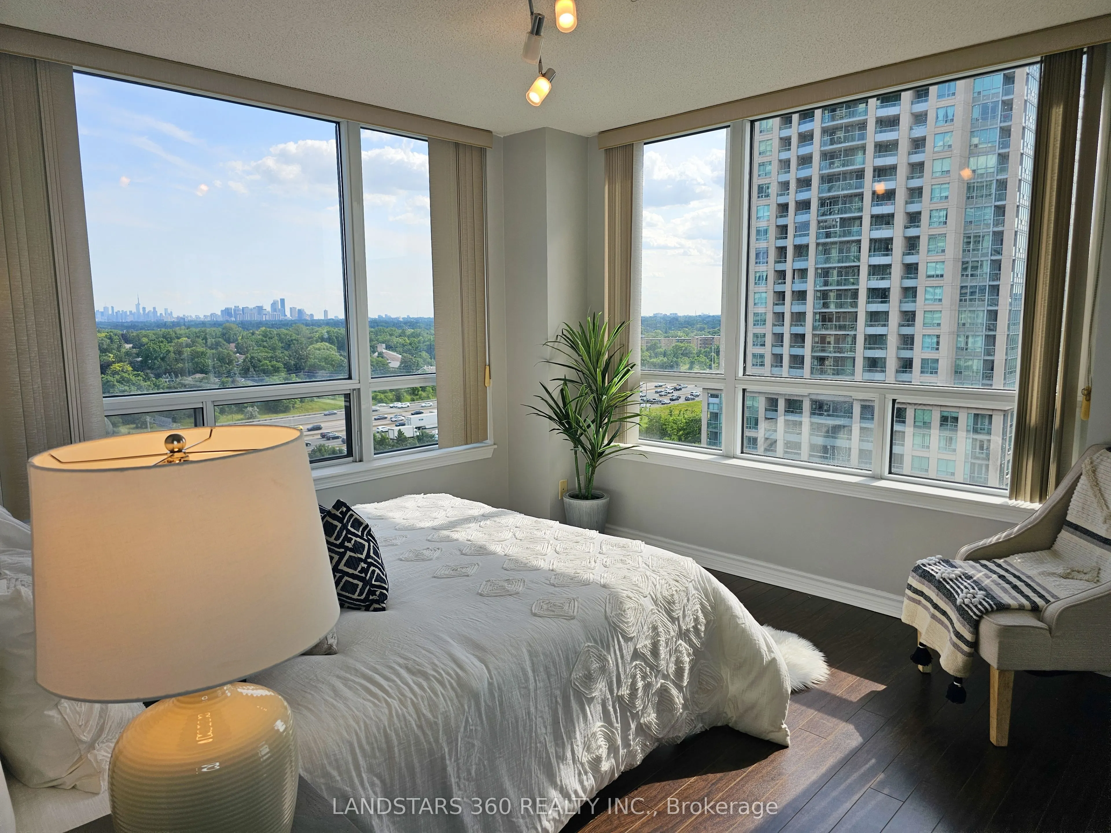 2 Rean Drive, #1312