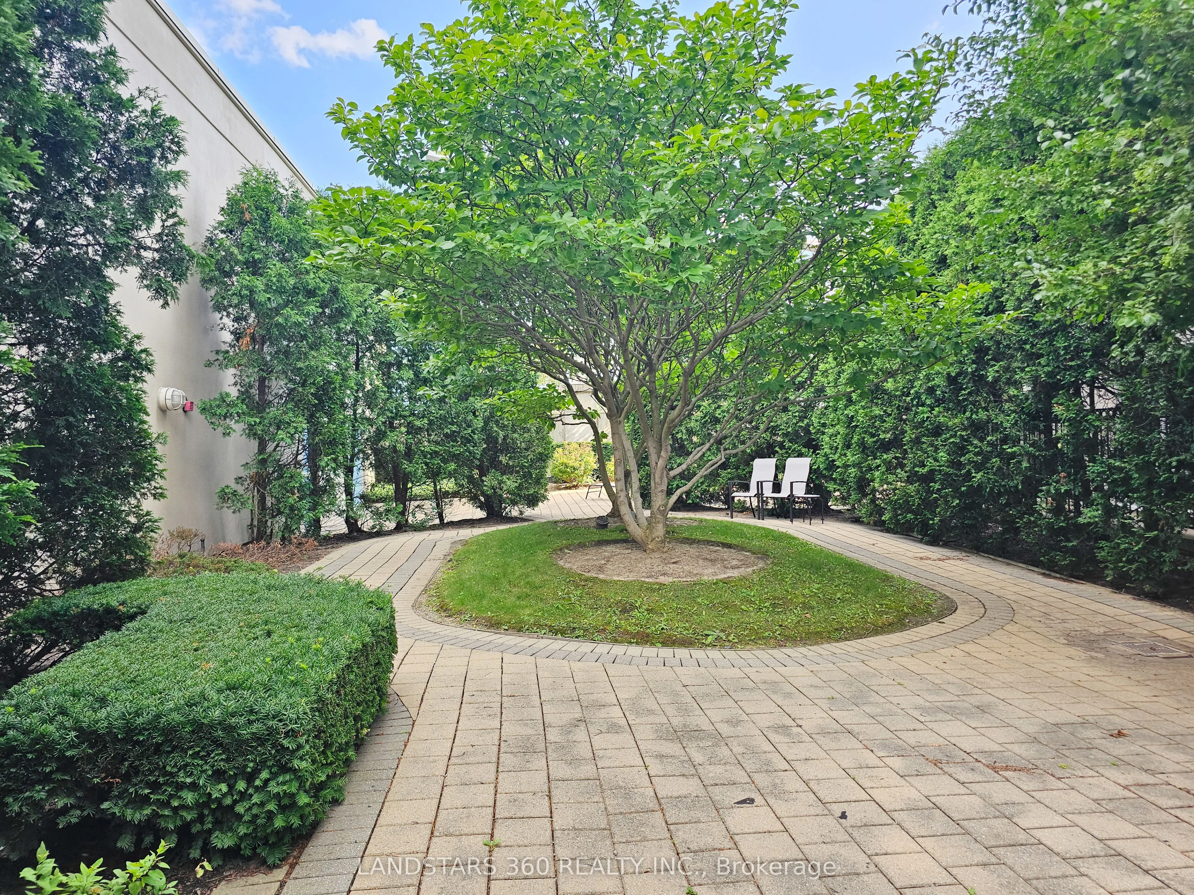 2 Rean Drive, #1312