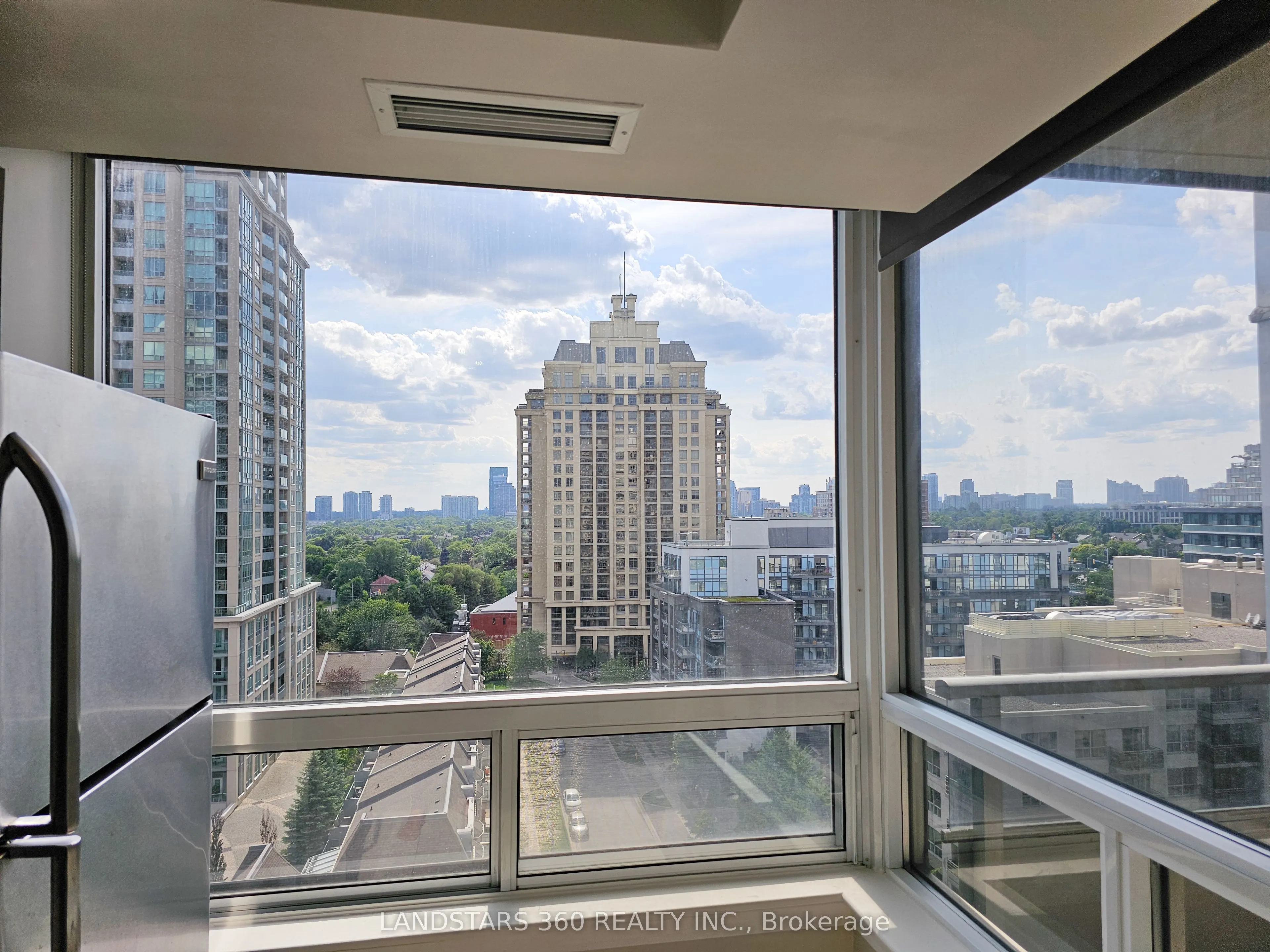 2 Rean Drive, #1312
