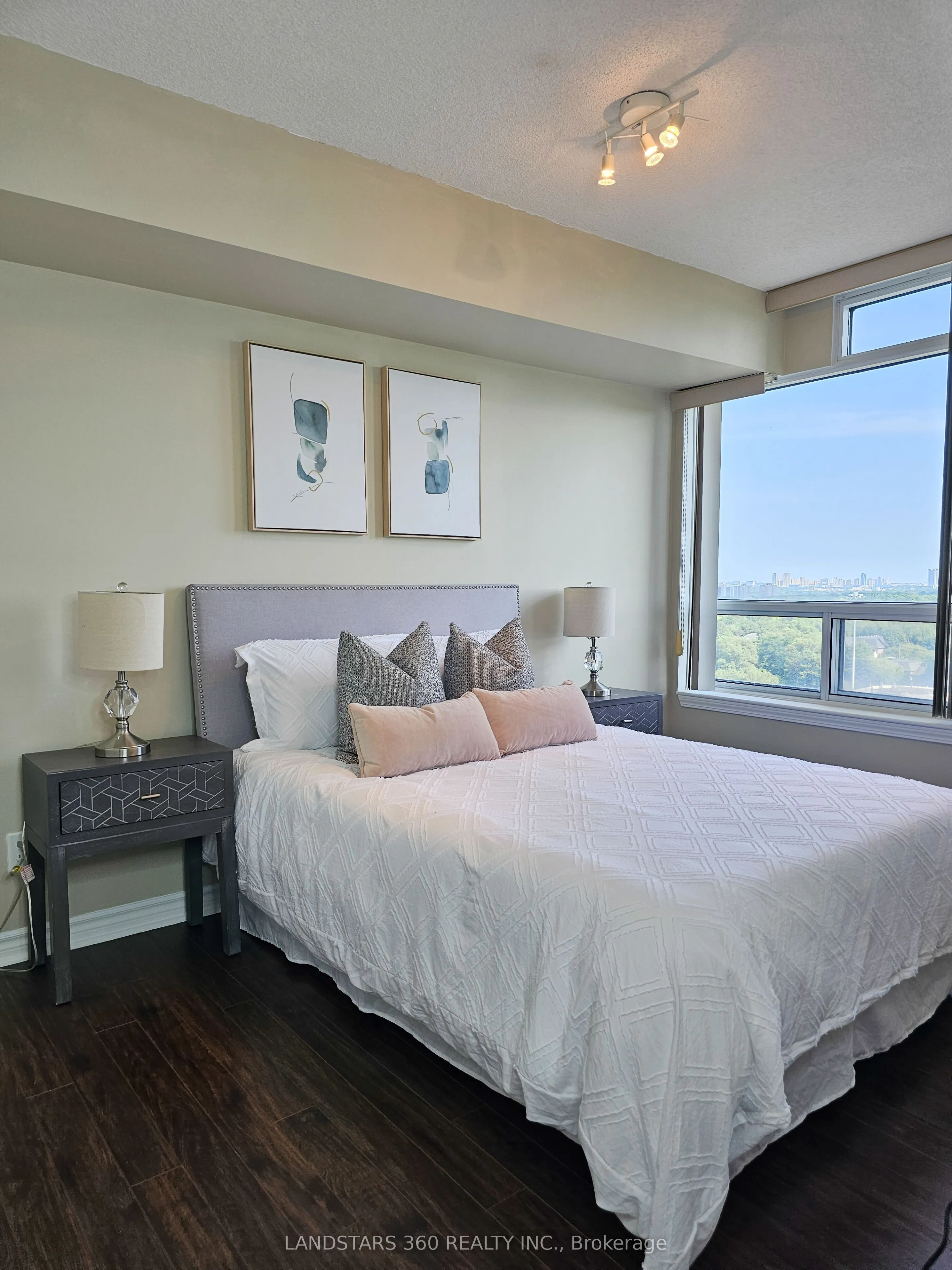 2 Rean Drive, #1312