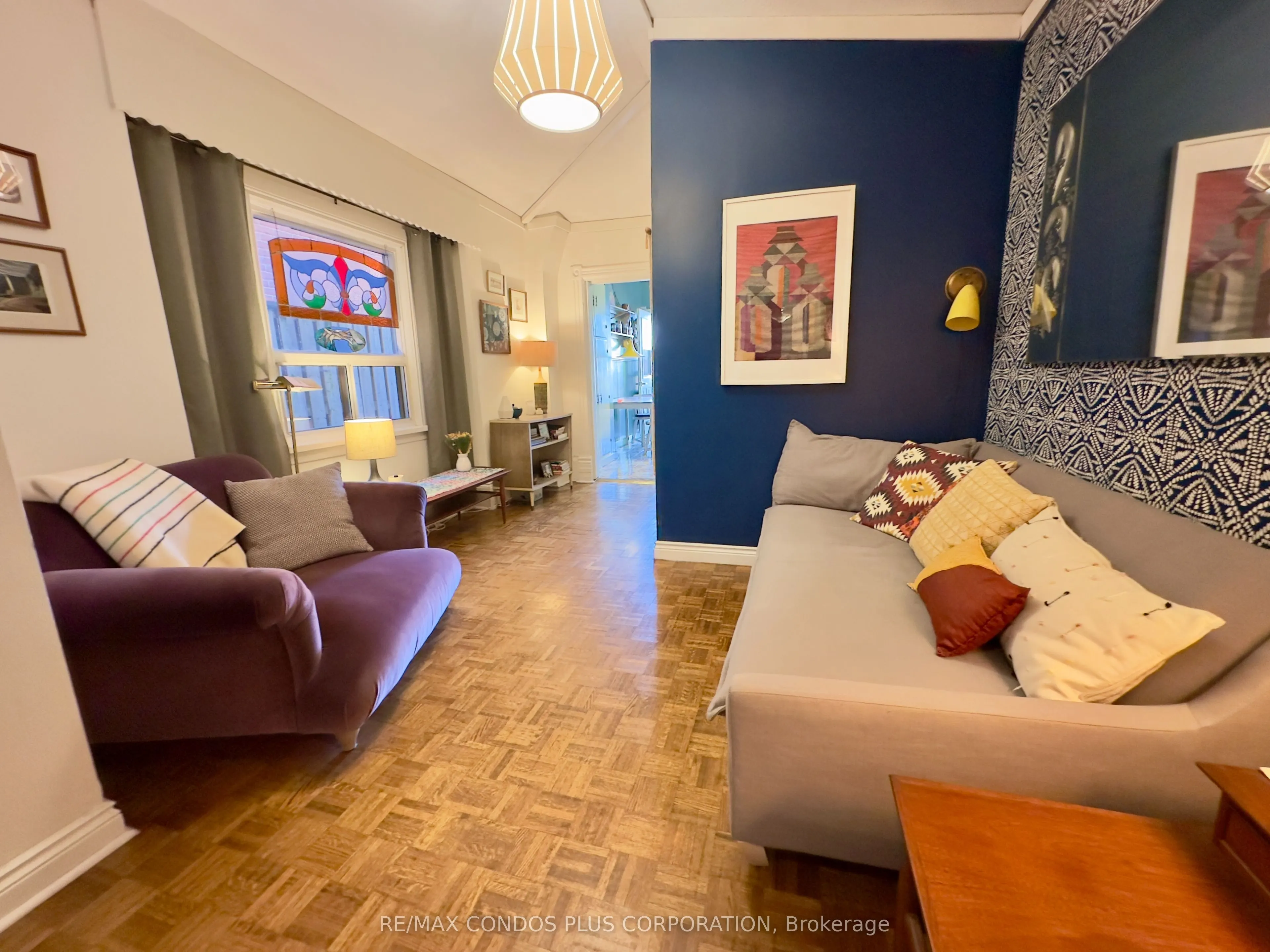548 Roxton Road