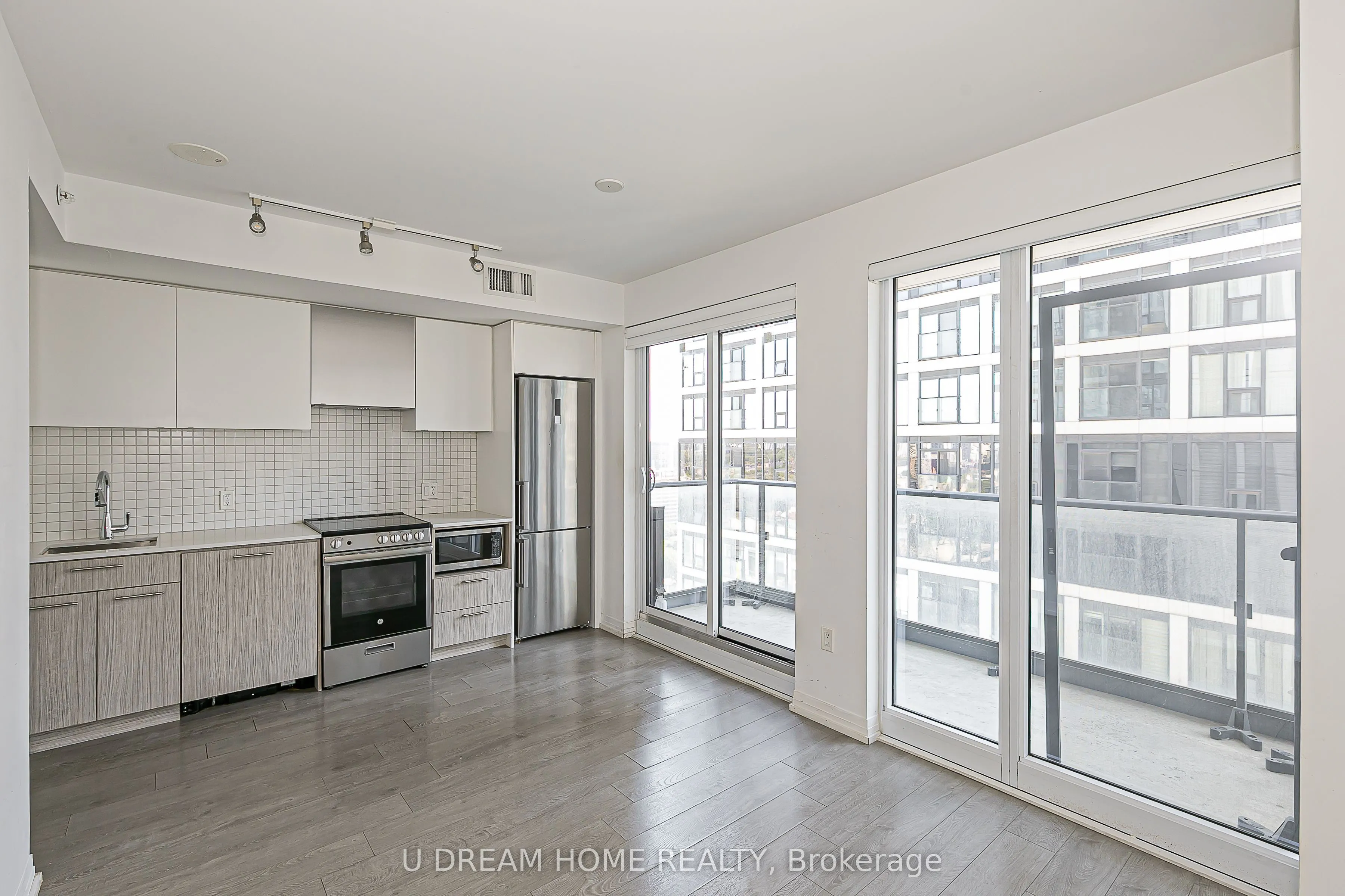 251 Jarvis Street, #2305